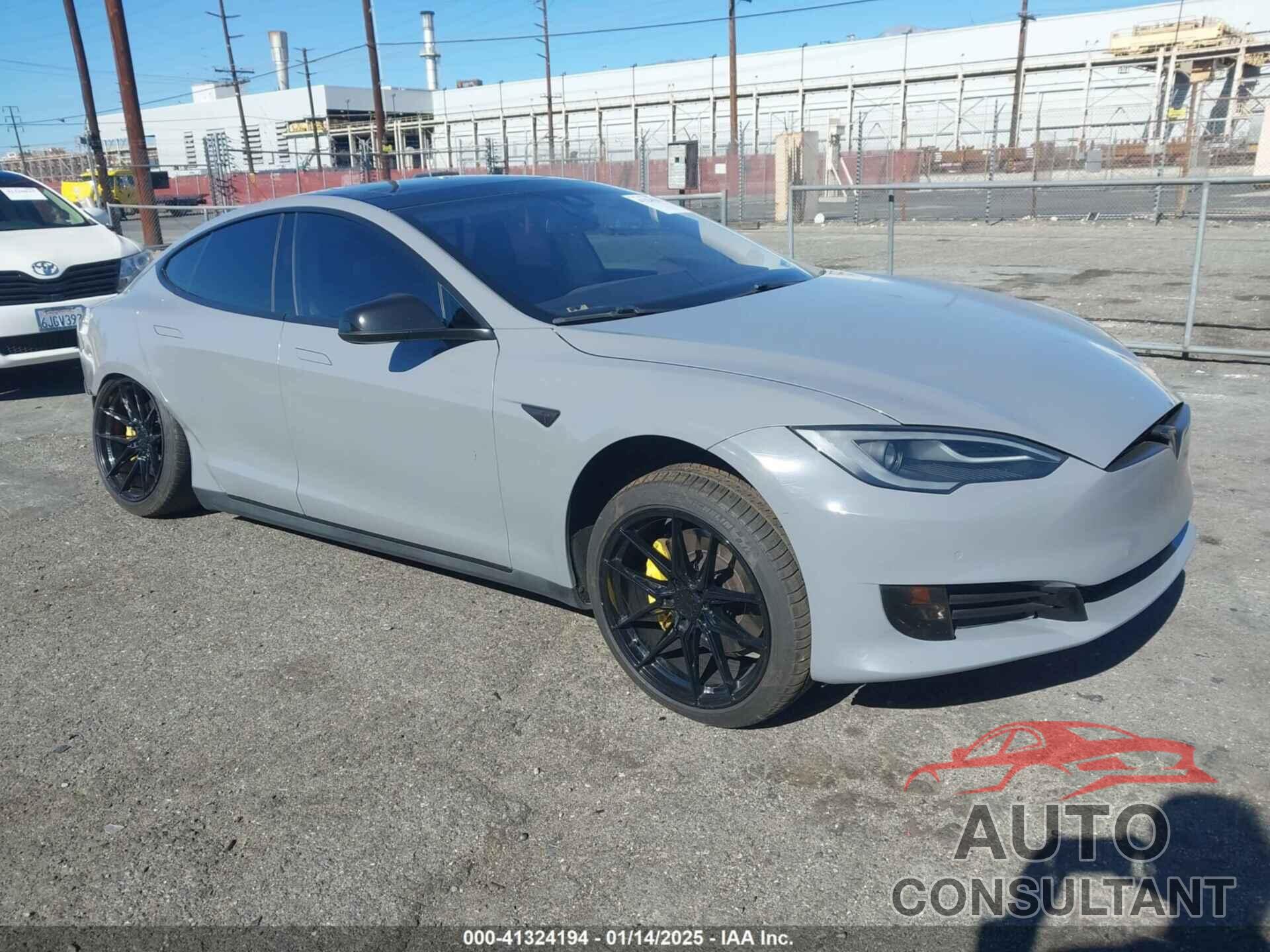 TESLA MODEL S 2014 - 5YJSA1H18EFP56497