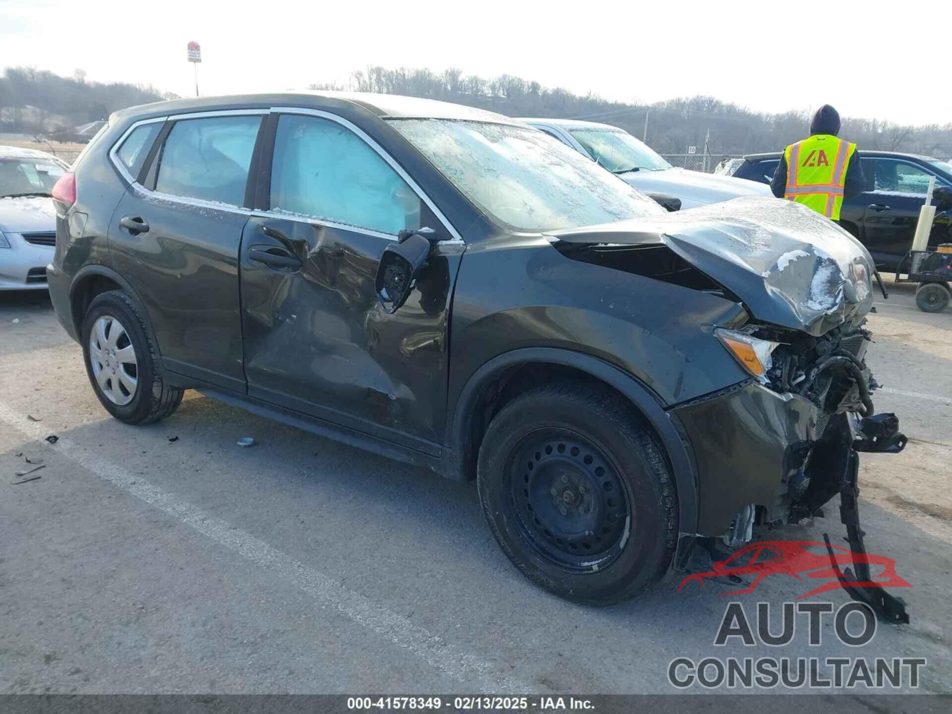 NISSAN ROGUE 2017 - KNMAT2MT7HP544512