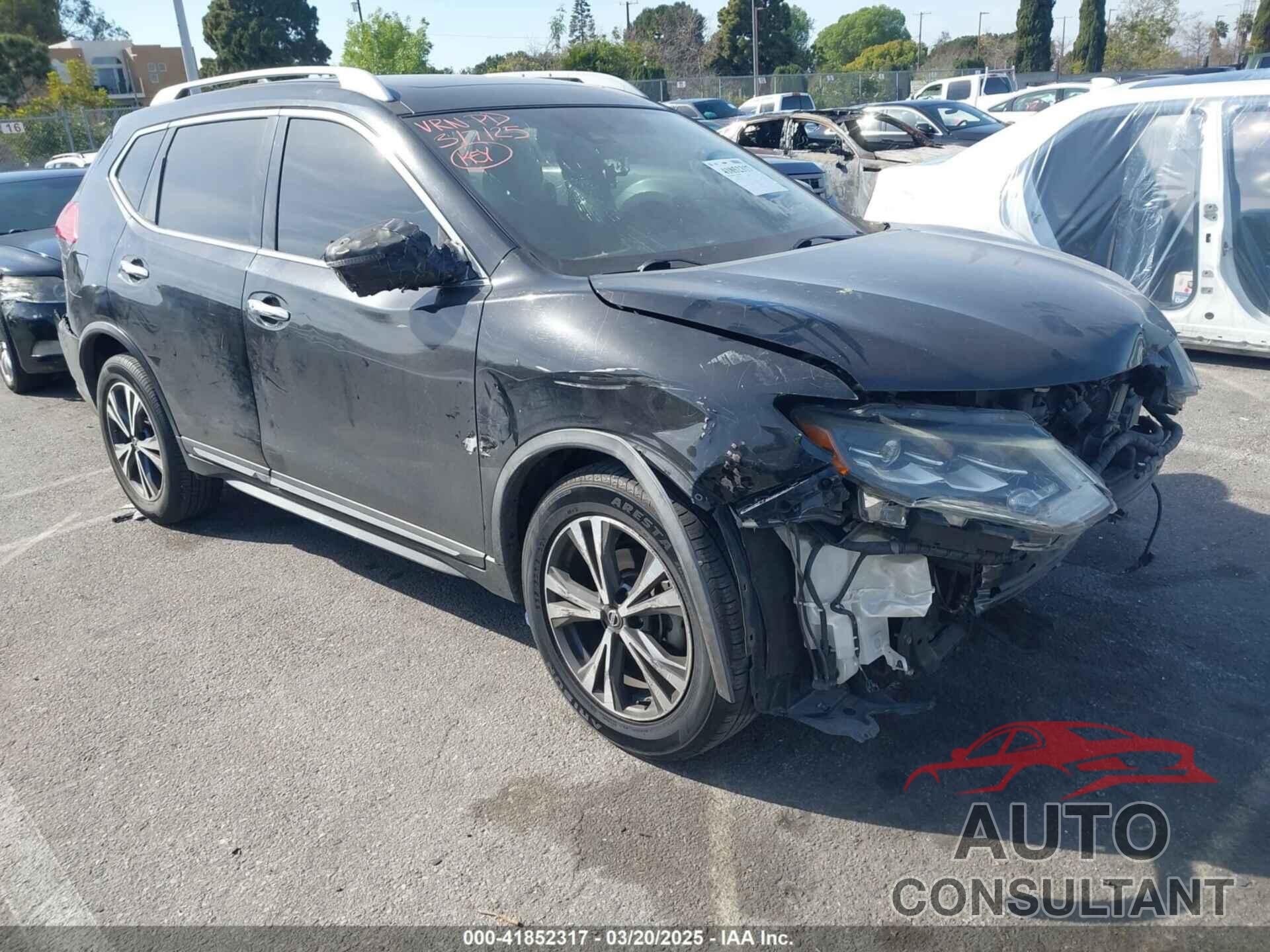 NISSAN ROGUE 2017 - JN8AT2MT6HW391390