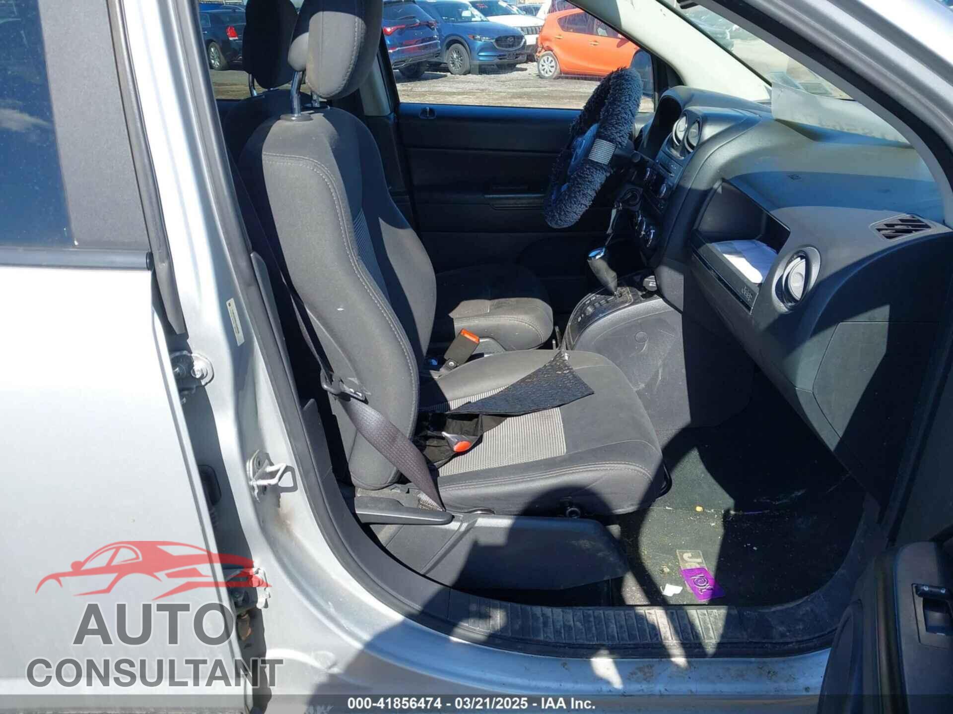 JEEP COMPASS 2012 - 1C4NJDBB0CD590268