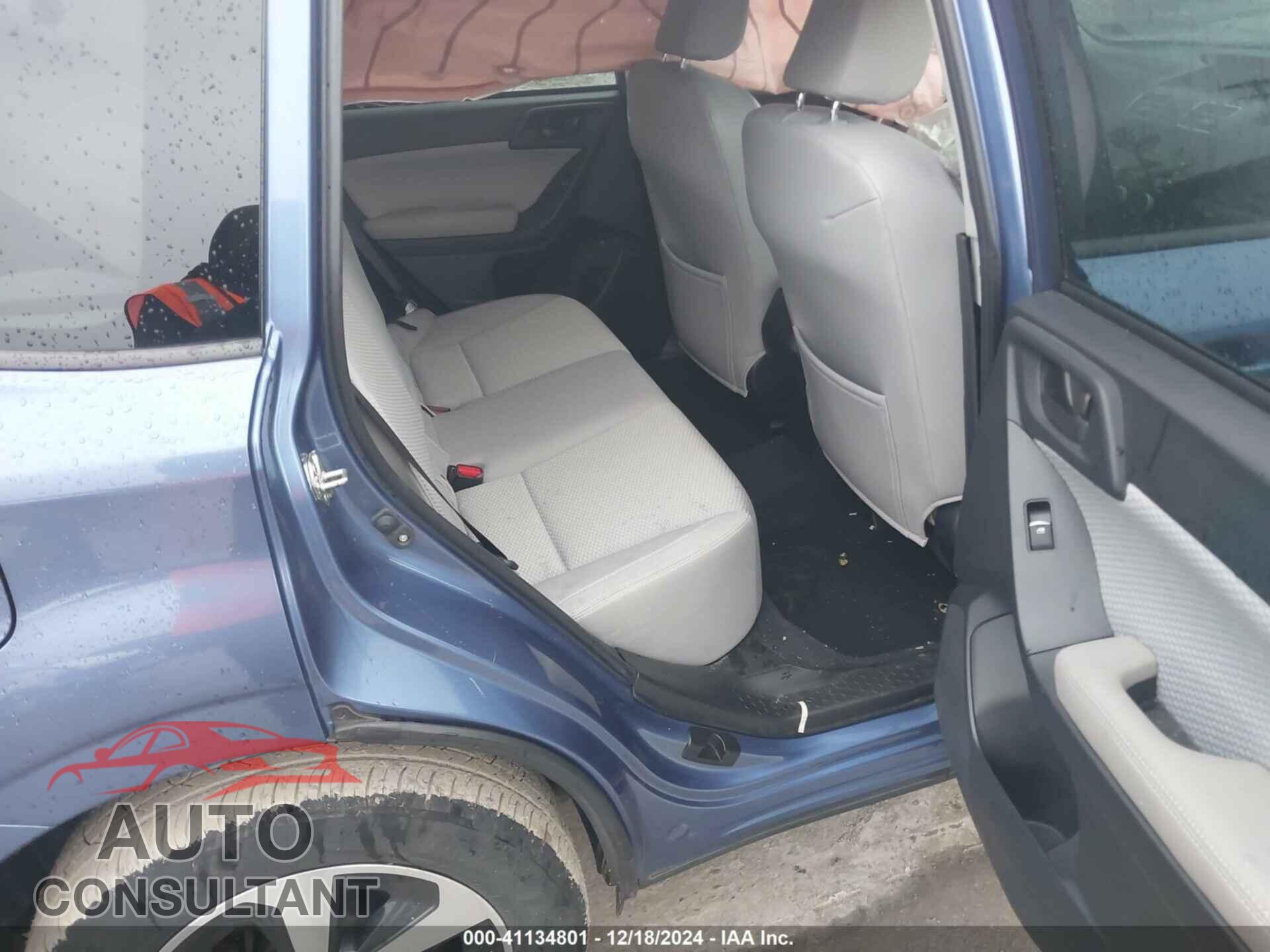 SUBARU FORESTER 2018 - JF2SJAGC4JH555680