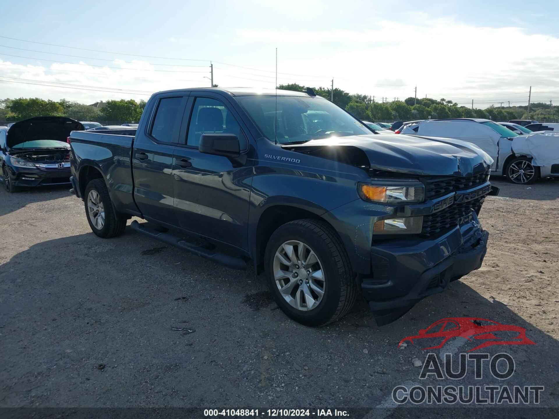CHEVROLET SILVERADO 1500 2021 - 1GCRWBEKXMZ111202