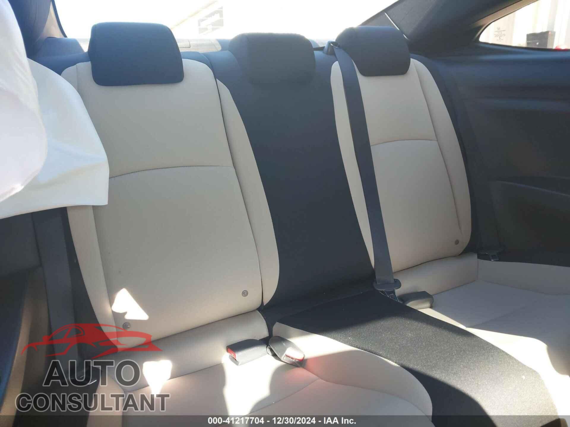 HONDA CIVIC 2017 - 2HGFC4B05HH301281