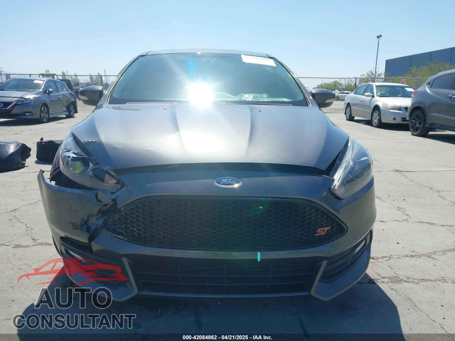 FORD FOCUS ST 2018 - 1FADP3L9XJL313605