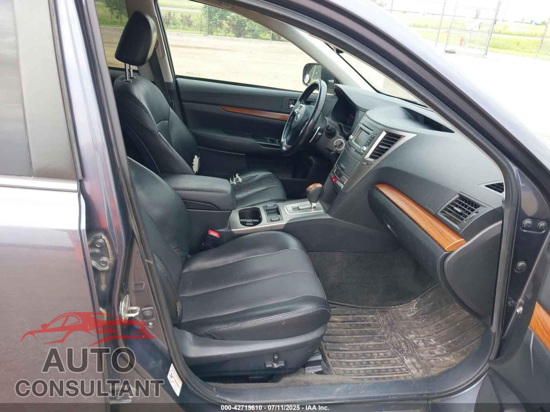 SUBARU OUTBACK 2014 - 4S4BRBLC4E3212322