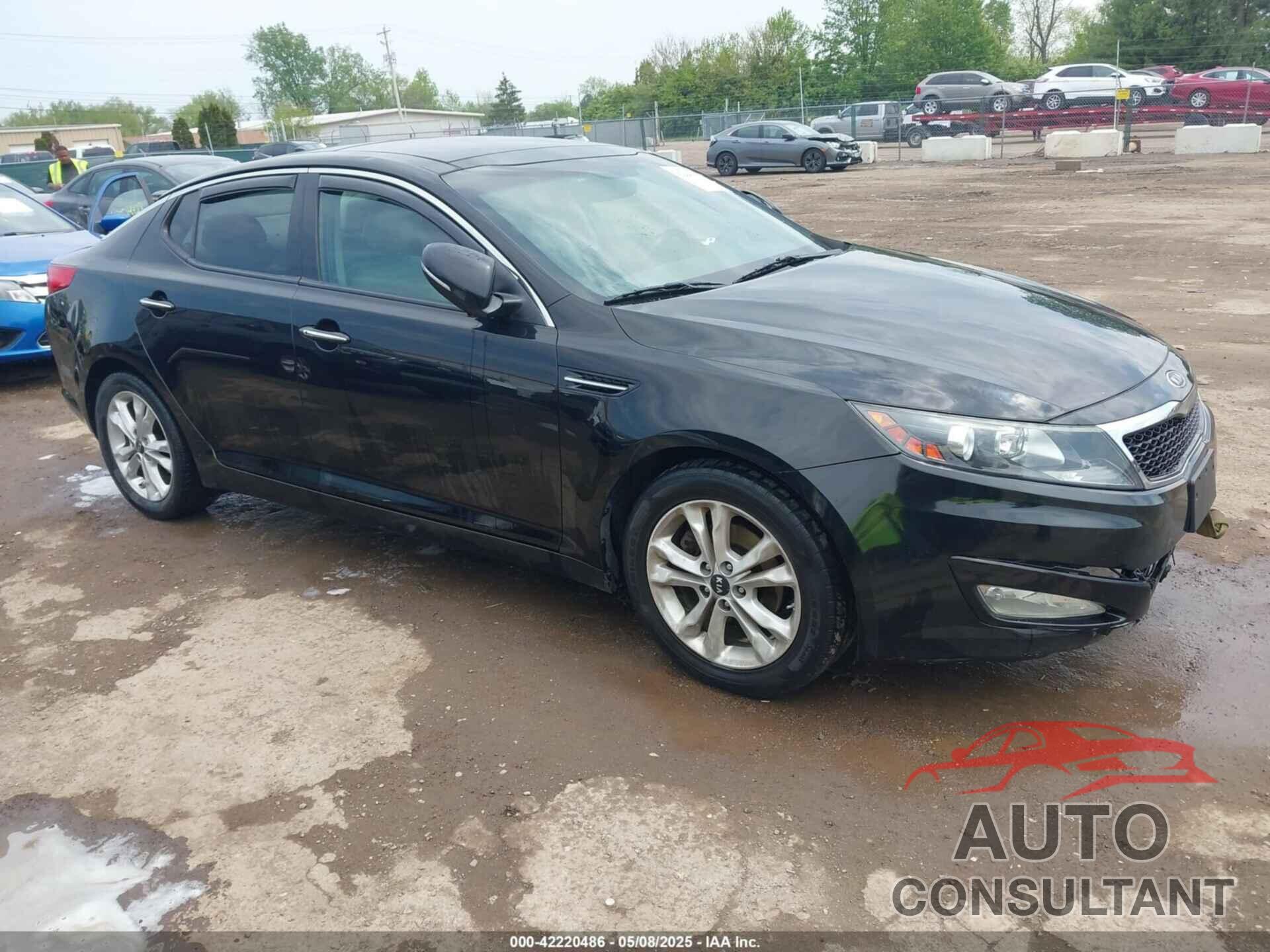 KIA OPTIMA 2011 - KNAGN4A77B5058984