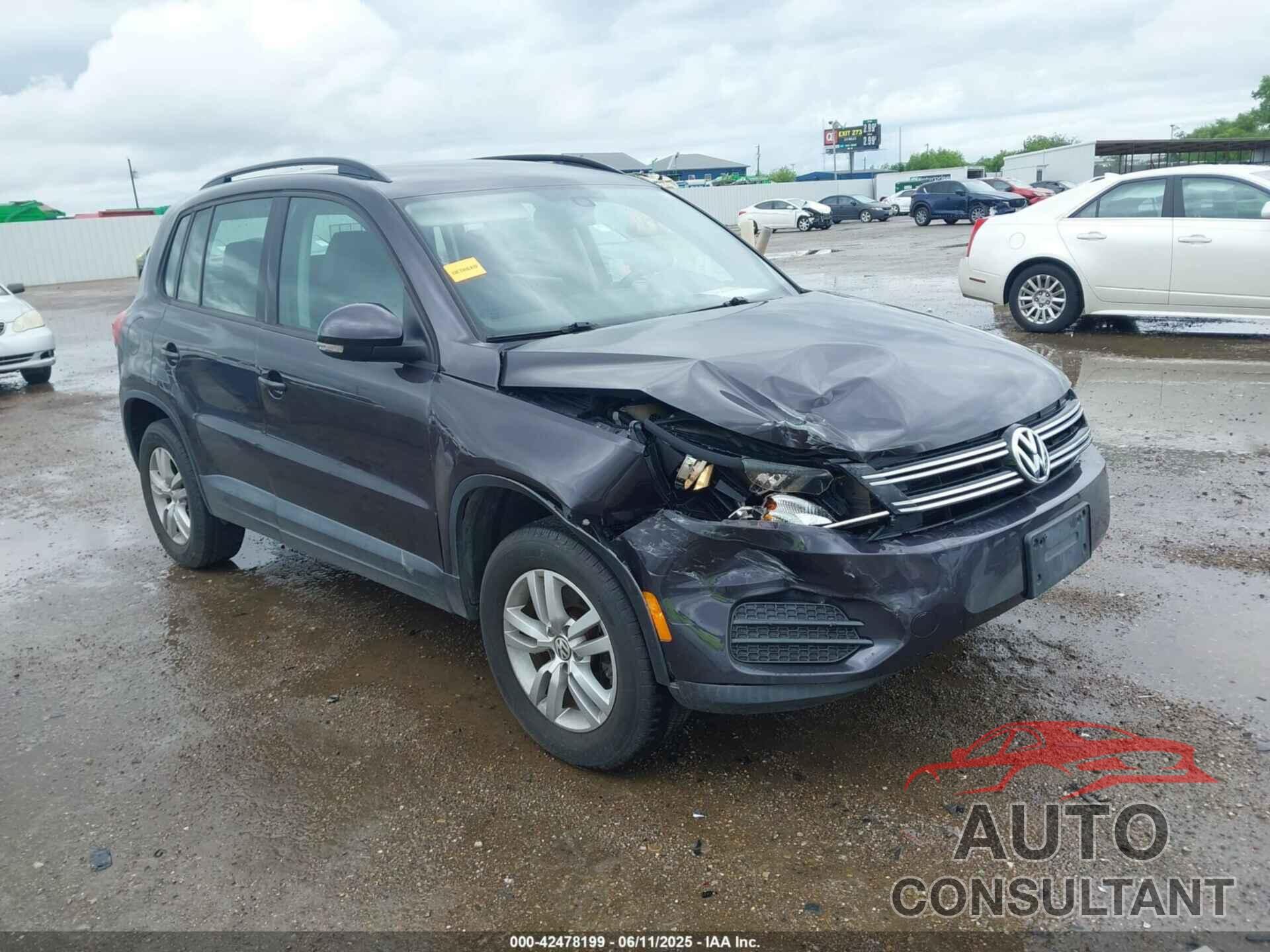 VOLKSWAGEN TIGUAN 2016 - WVGAV7AX4GW580074