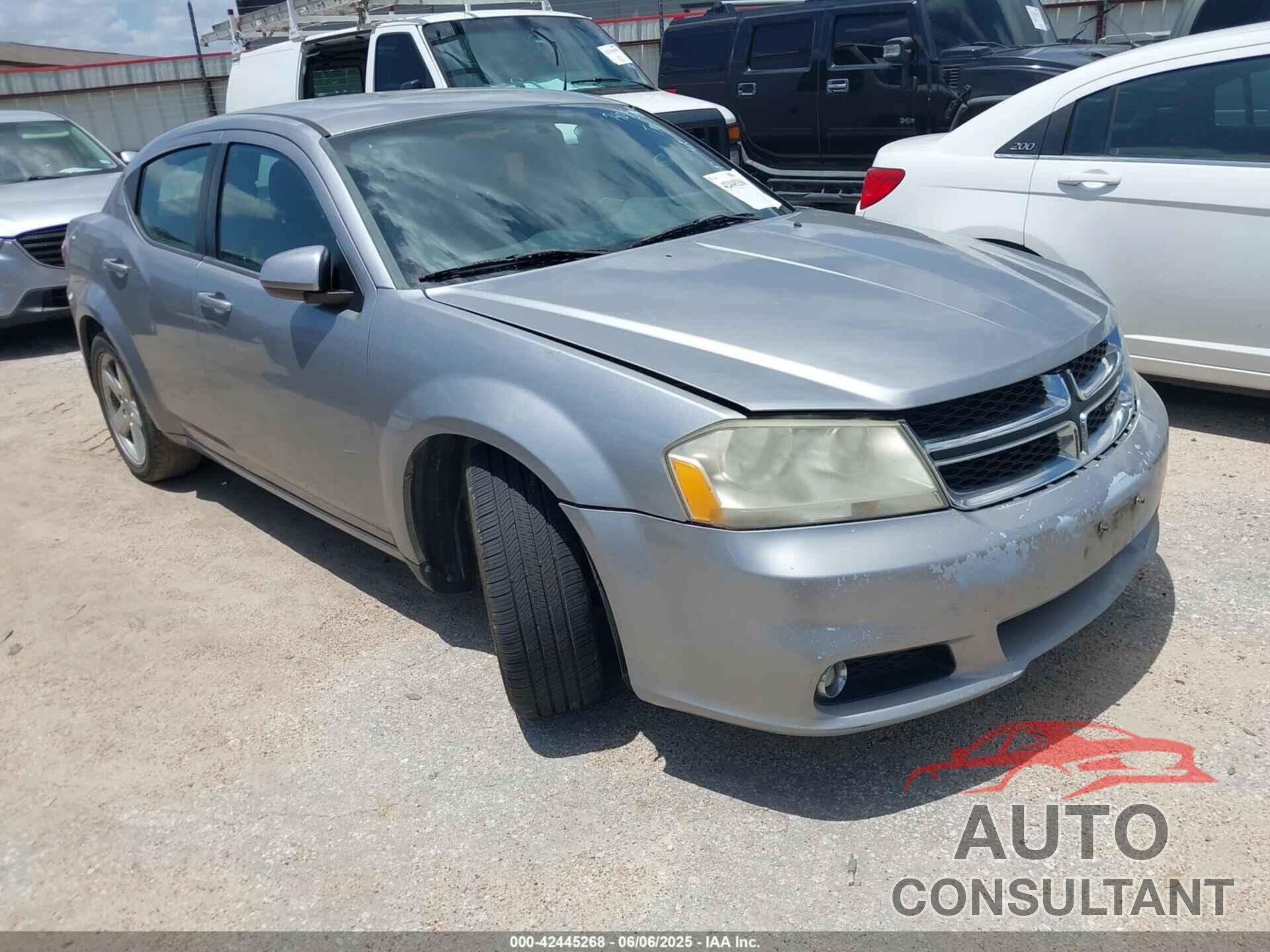 DODGE AVENGER 2013 - 1C3CDZCB7DN740158