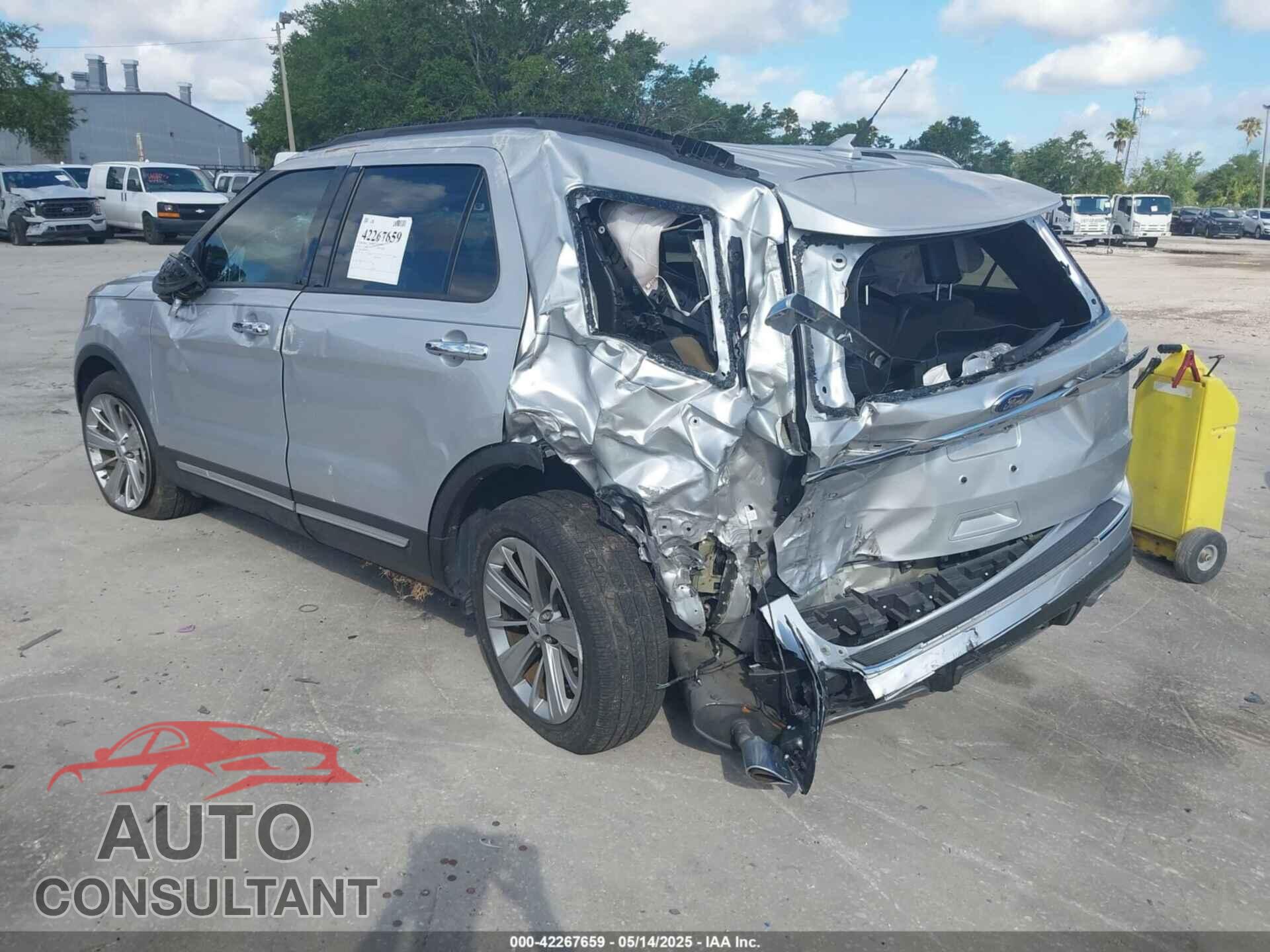 FORD EXPLORER 2018 - 1FM5K7F89JGB85370
