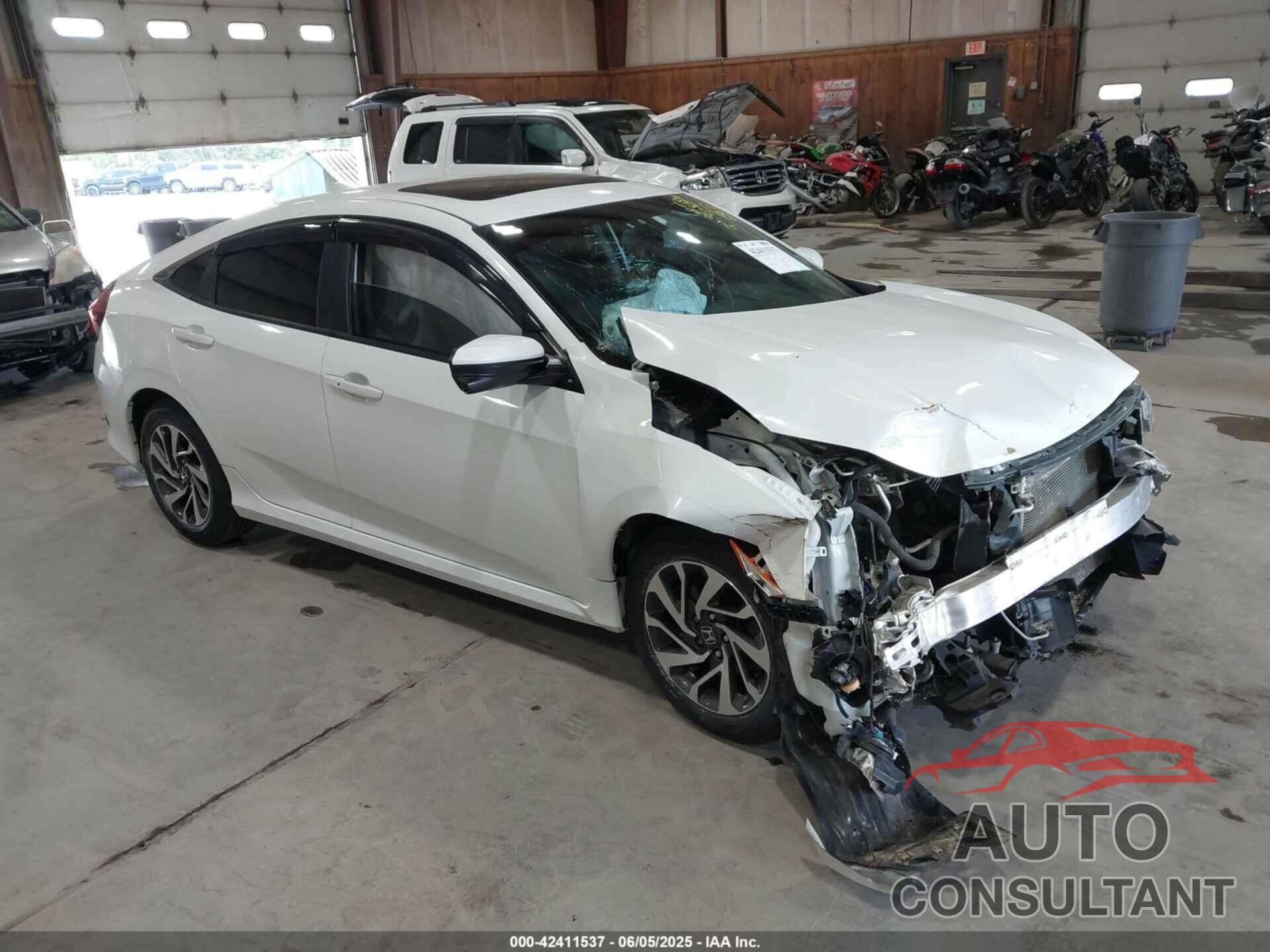 HONDA CIVIC 2017 - 19XFC2F72HE214900