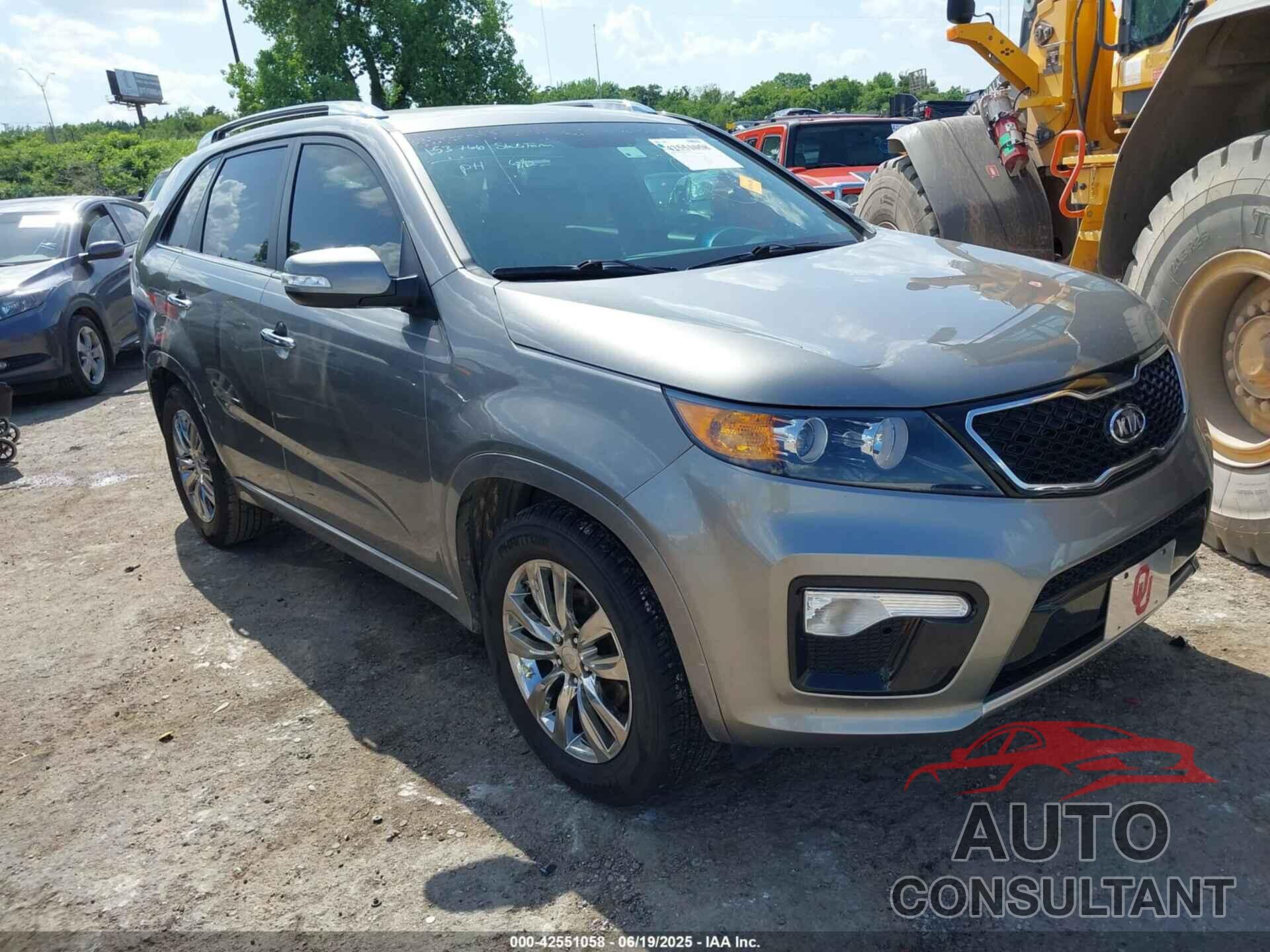 KIA SORENTO 2013 - 5XYKW4A2XDG331134