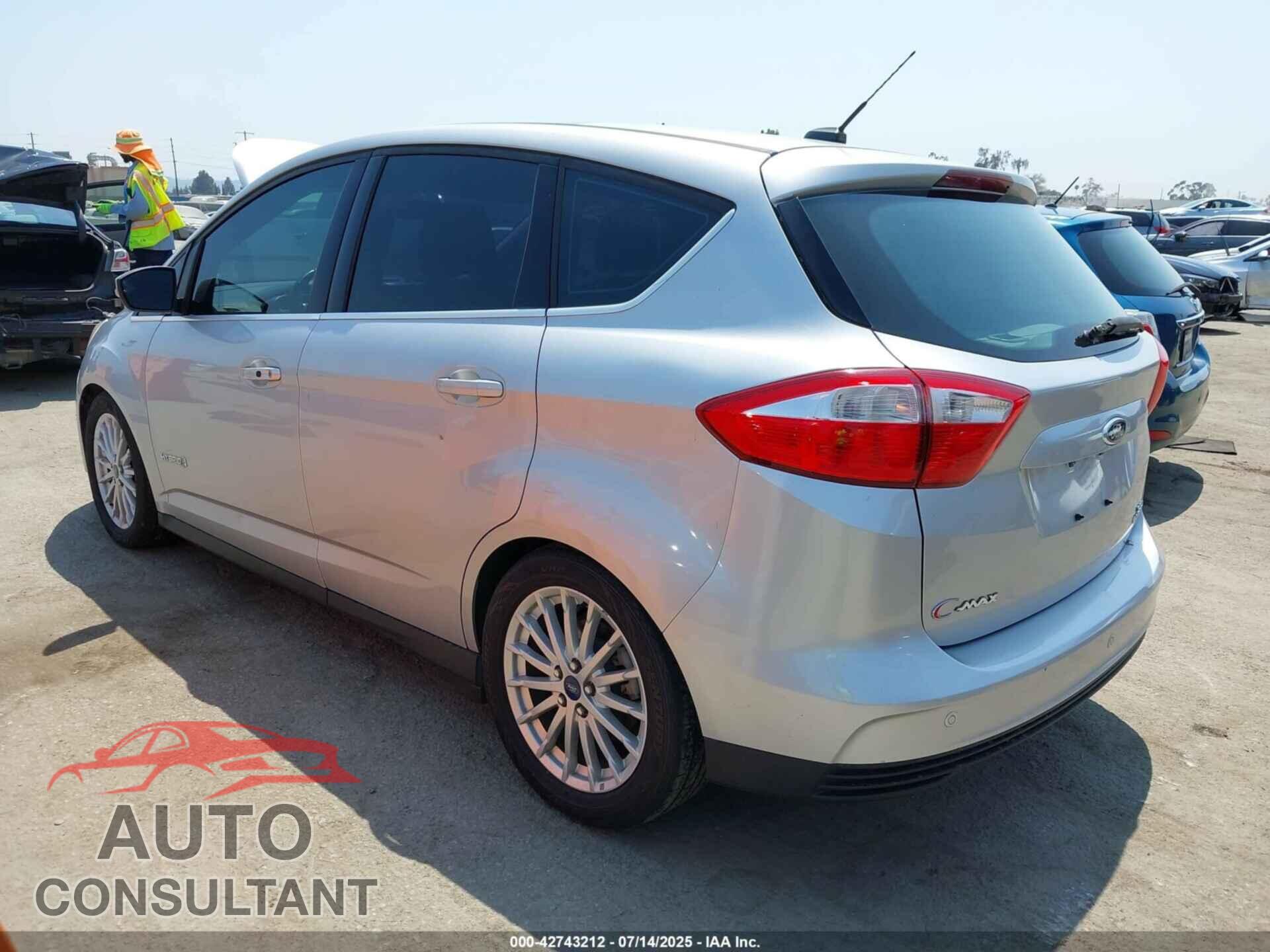 FORD C-MAX HYBRID 2016 - 1FADP5BU0GL110958