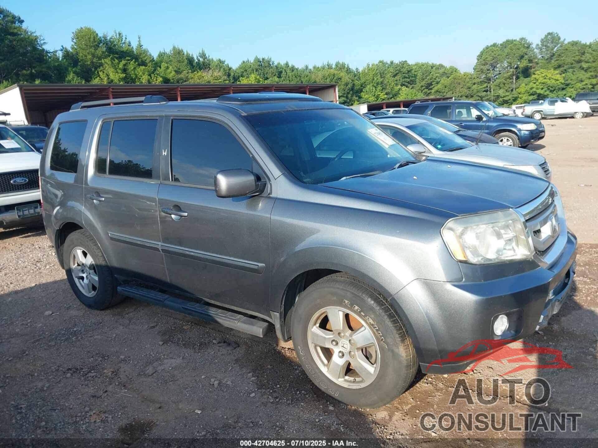 HONDA PILOT 2011 - 5FNYF3H51BB040353