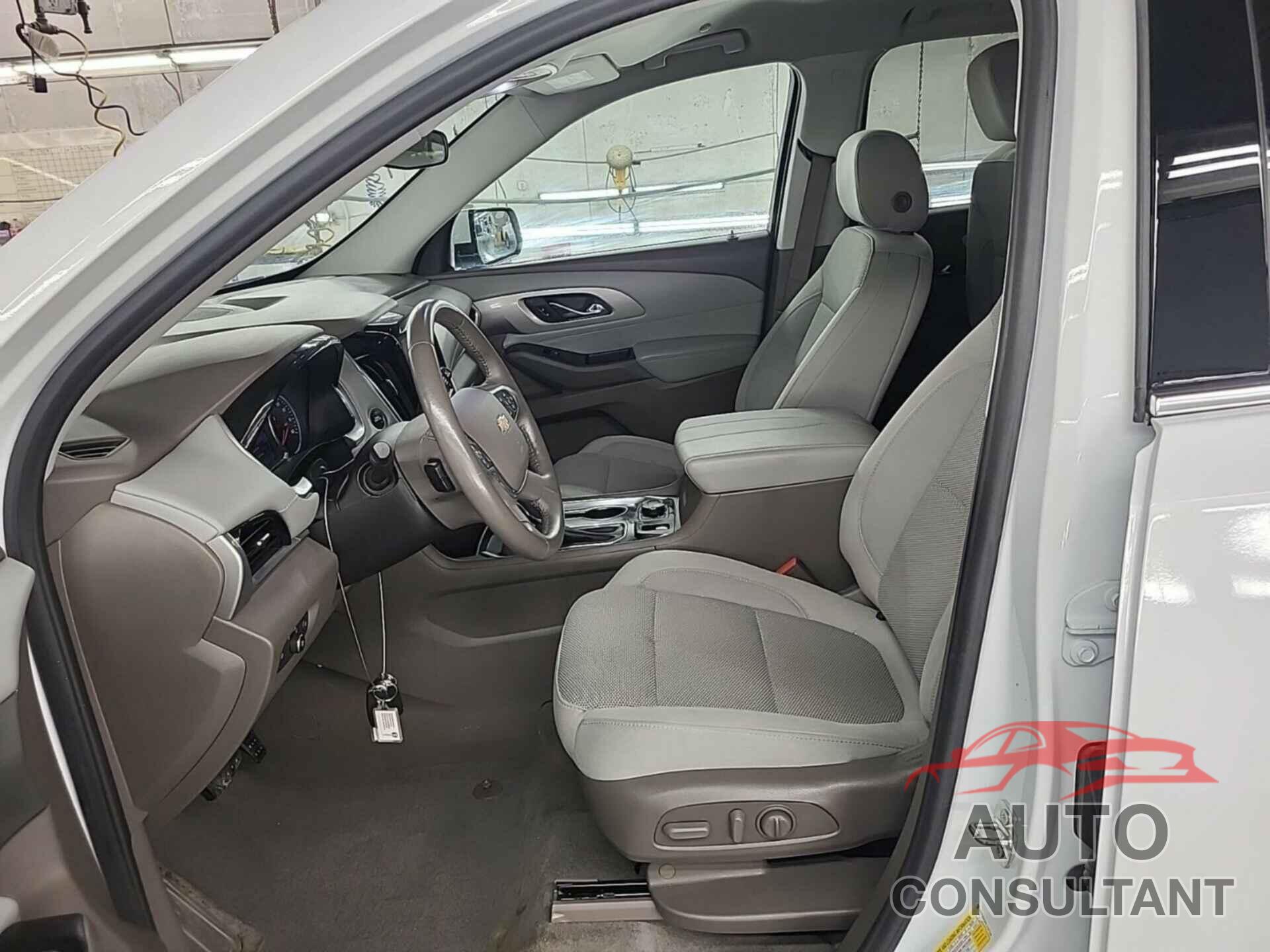 CHEVROLET TRAVERSE 2020 - 1GNEVGKW6LJ127245