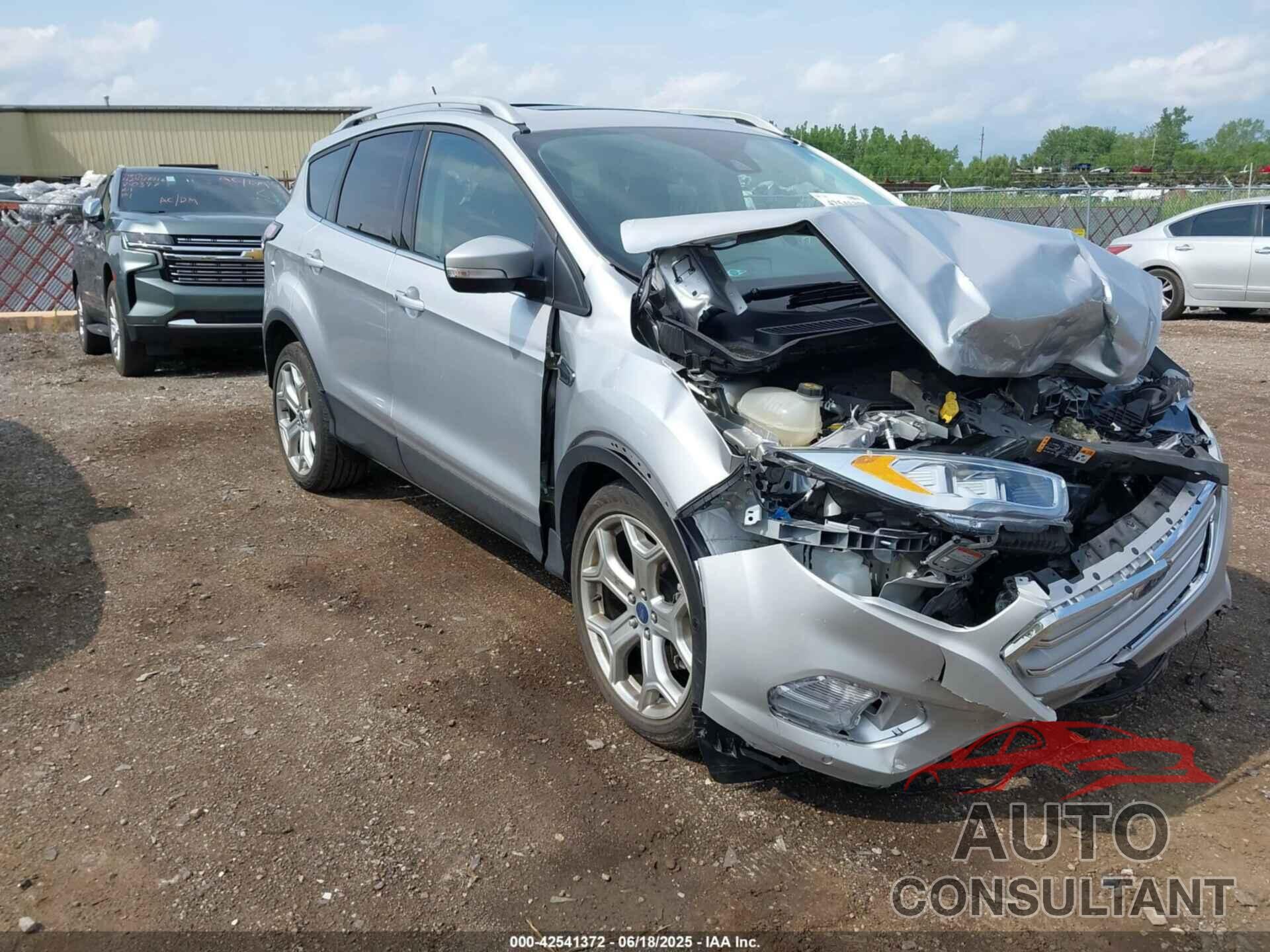 FORD ESCAPE 2018 - 1FMCU9J93JUA08540