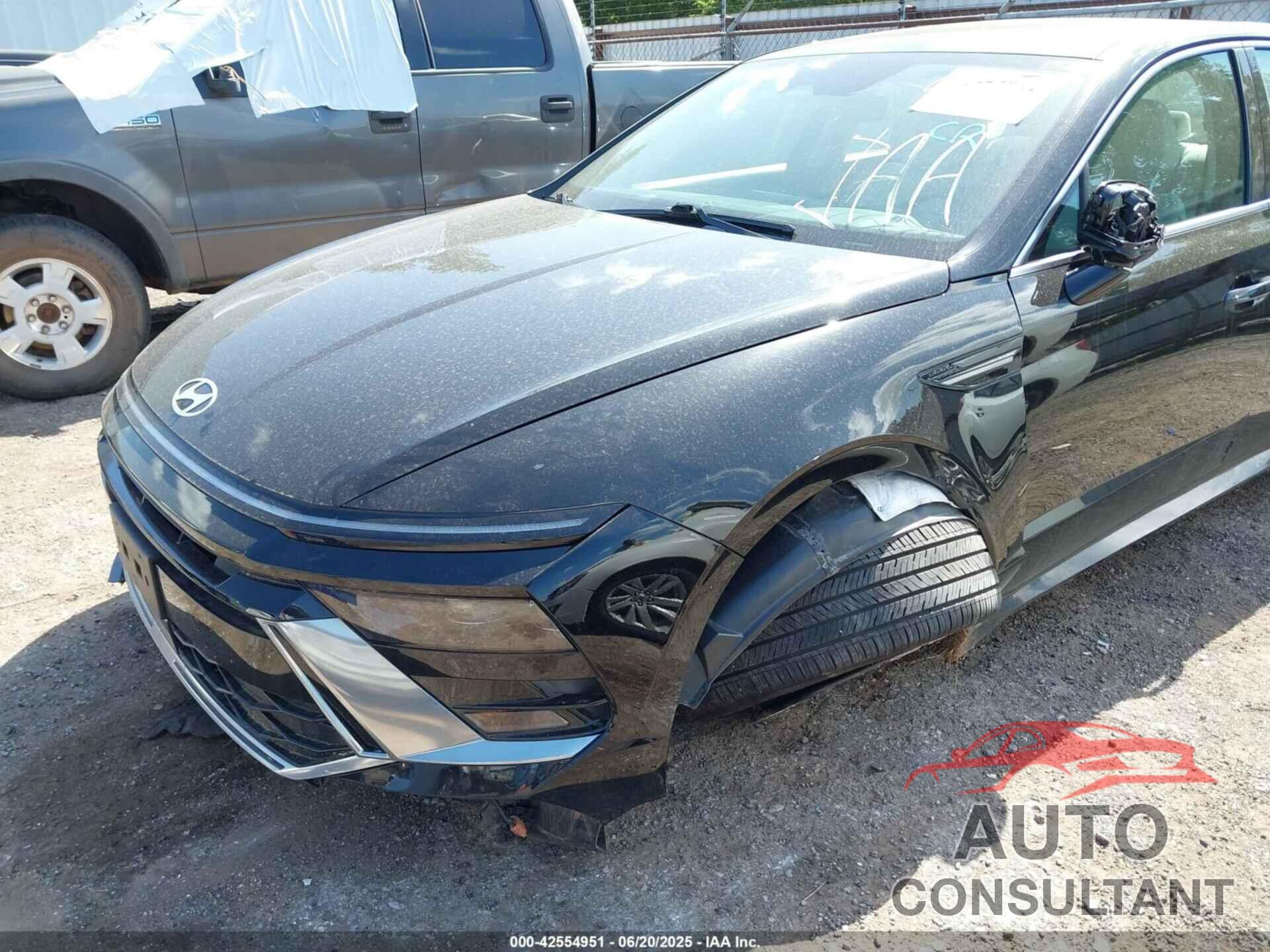 HYUNDAI SONATA HYBRID 2024 - KMHL34JJ1RA099255