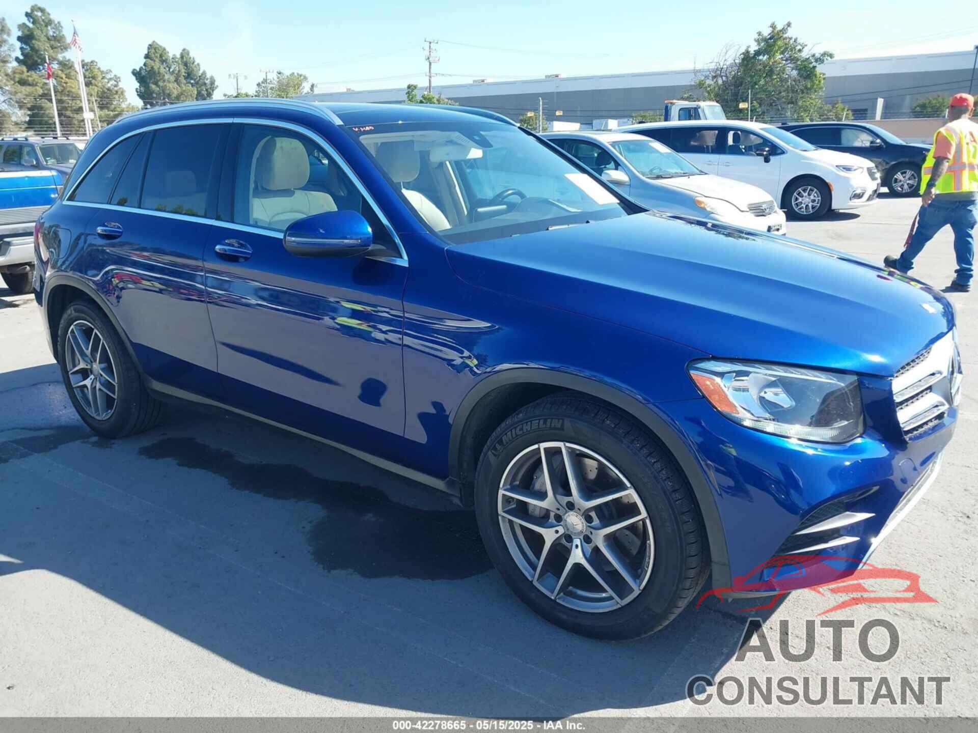MERCEDES-BENZ GLC 300 2017 - WDC0G4JB7HF128354
