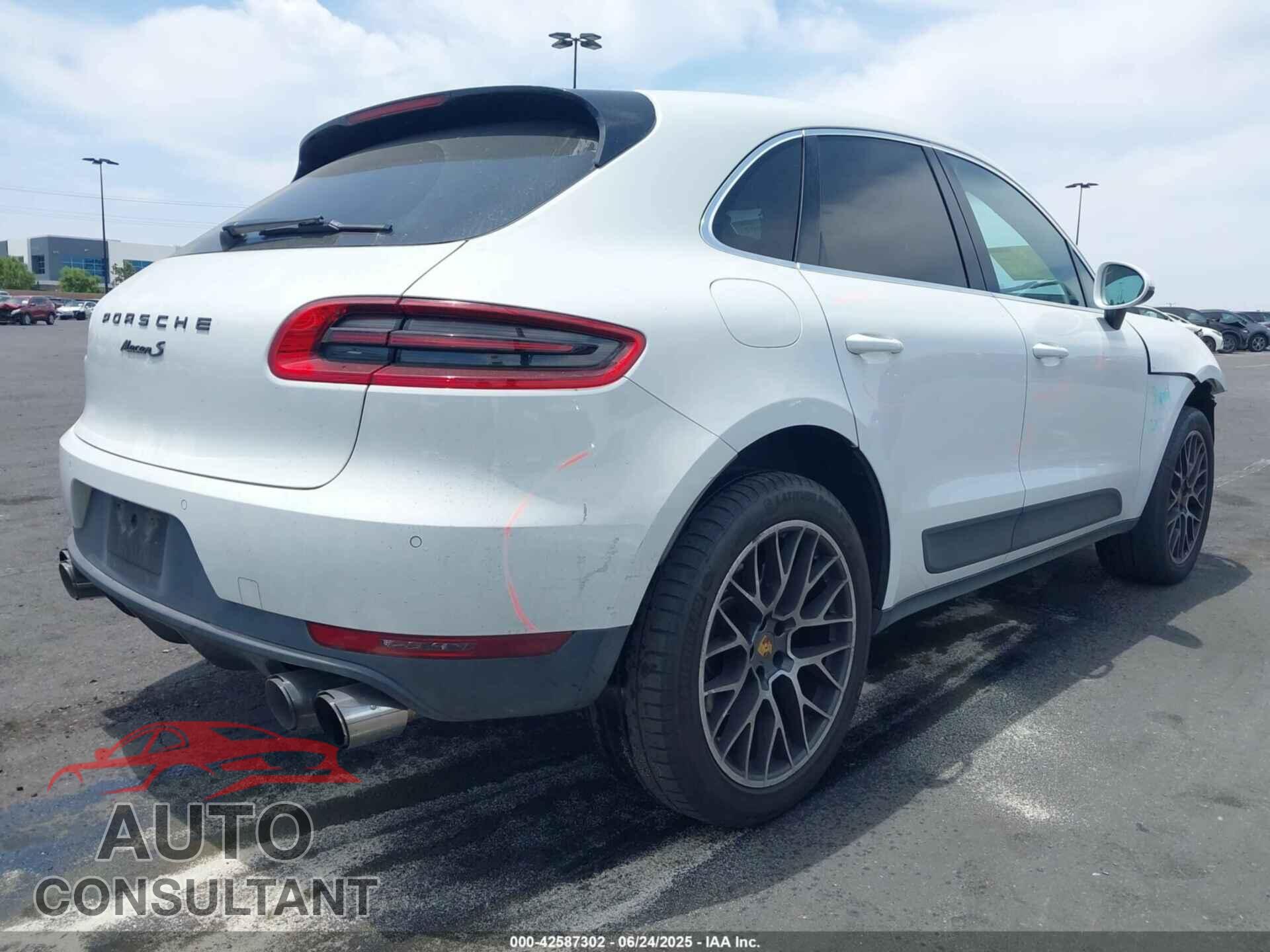 PORSCHE MACAN 2016 - WP1AB2A52GLB45696