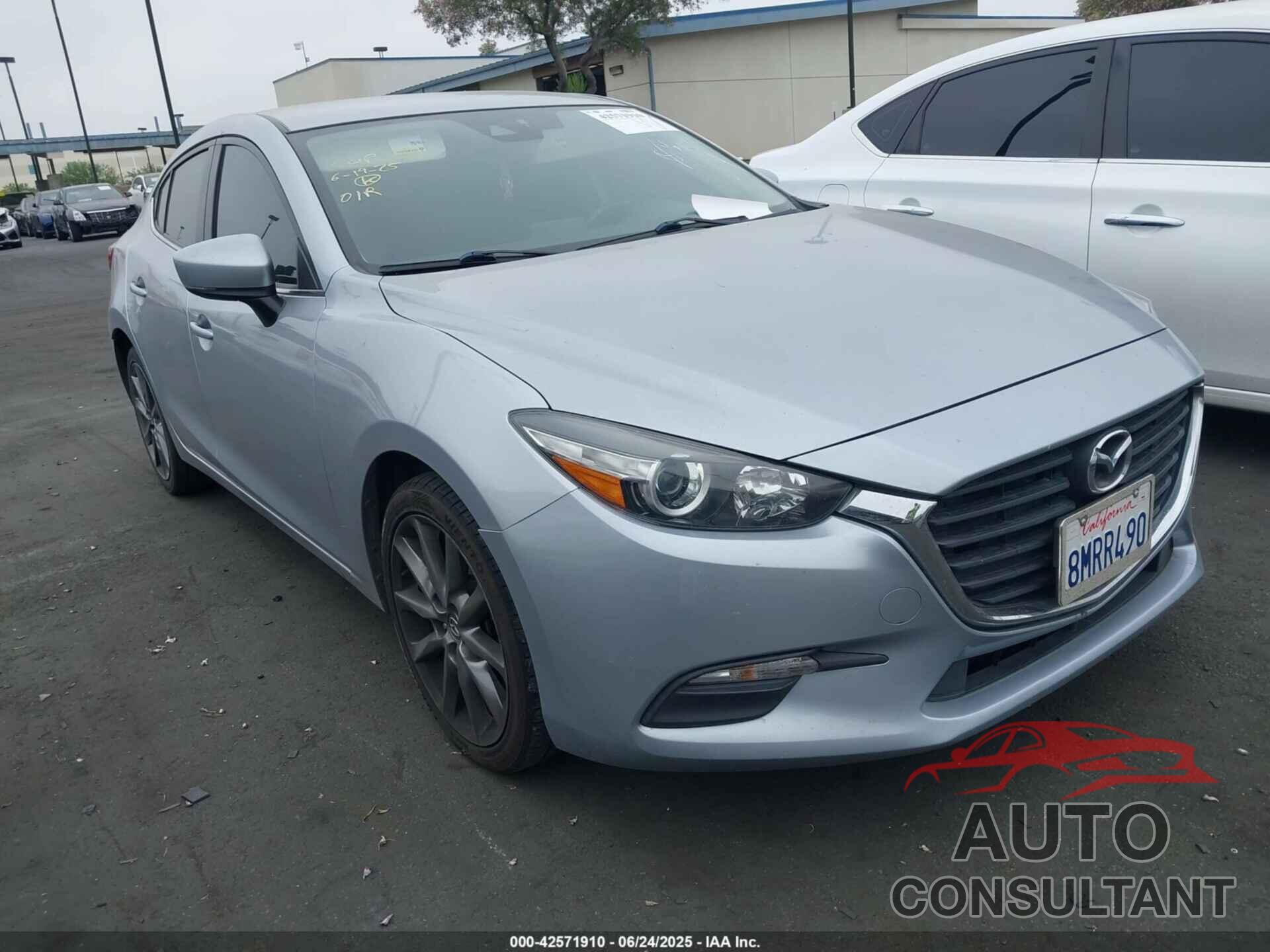 MAZDA MAZDA3 2018 - 3MZBN1V32JM201221