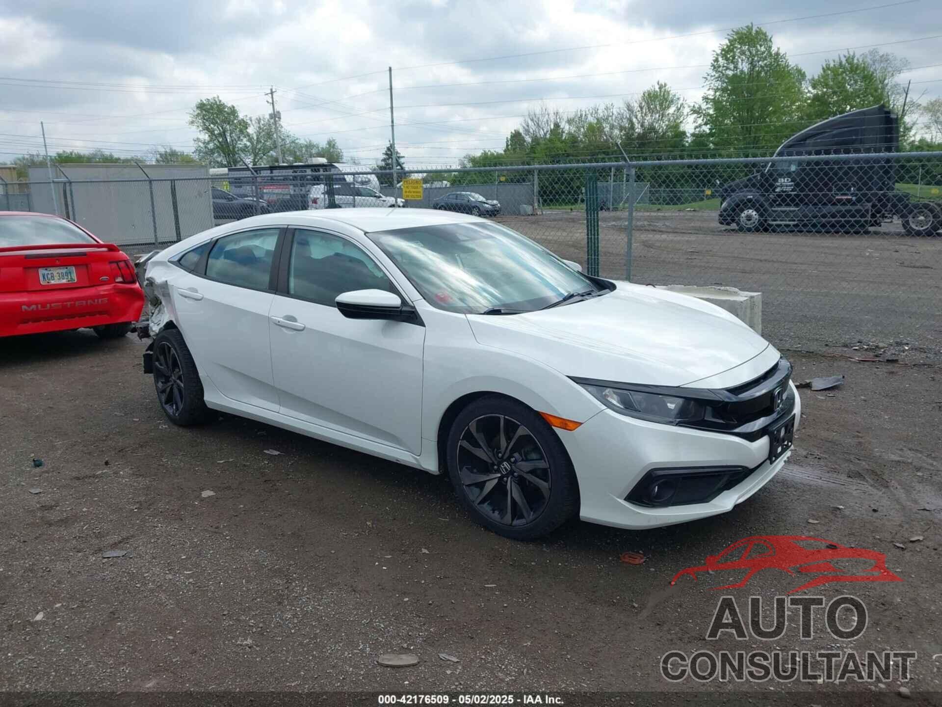 HONDA CIVIC 2019 - 2HGFC2F88KH529643