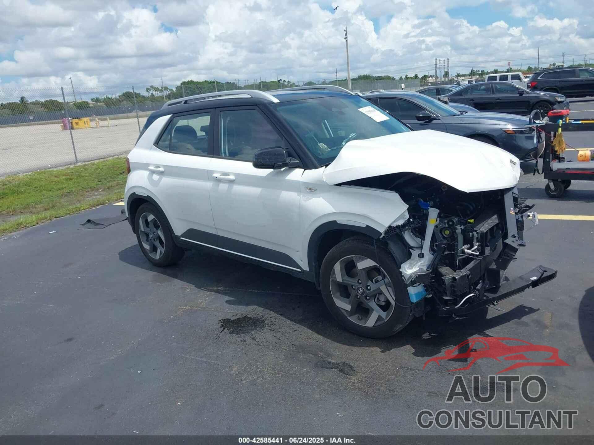 HYUNDAI VENUE 2024 - KMHRC8A31RU312688