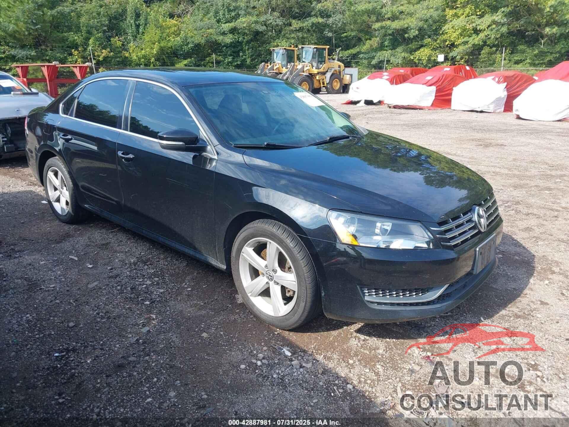 VOLKSWAGEN PASSAT 2013 - 1VWBN7A31DC010484