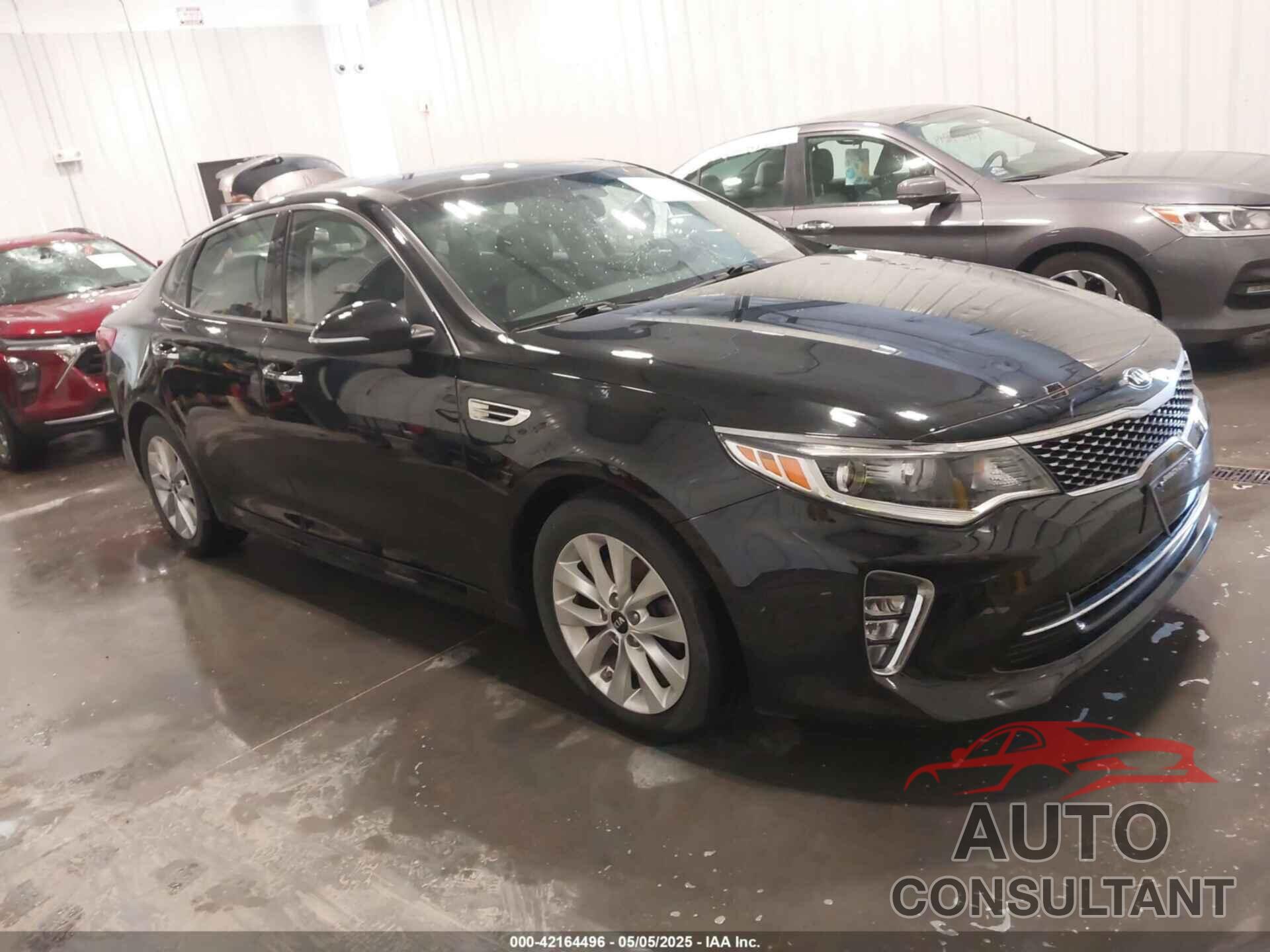 KIA OPTIMA 2018 - 5XXGT4L32JG244655