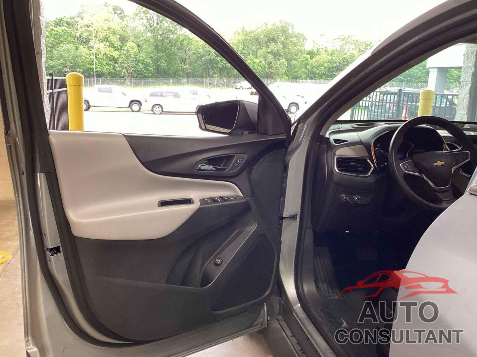 CHEVROLET EQUINOX 2023 - 3GNAXJEG1PS165786