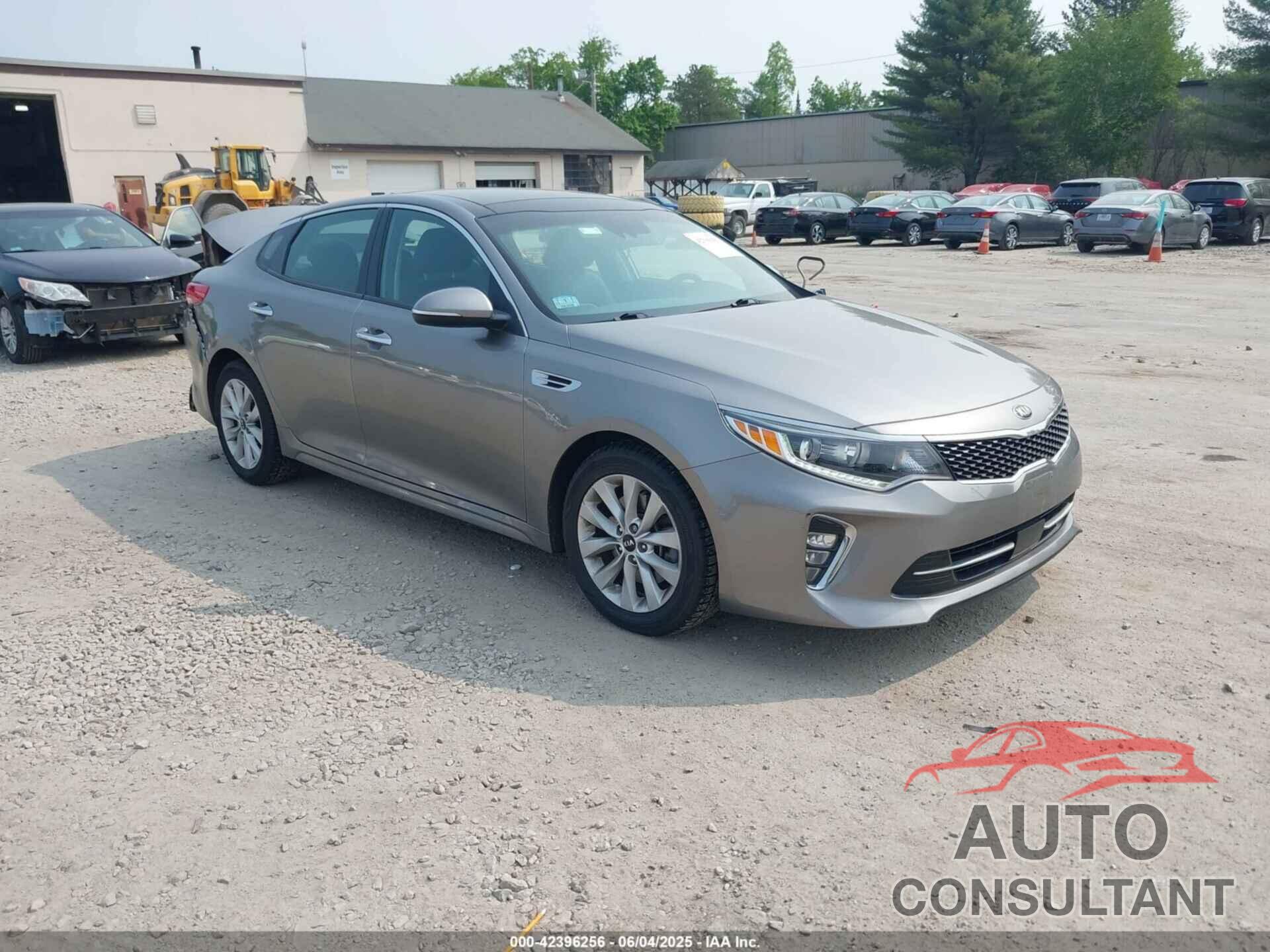 KIA OPTIMA 2018 - 5XXGU4L34JG218135