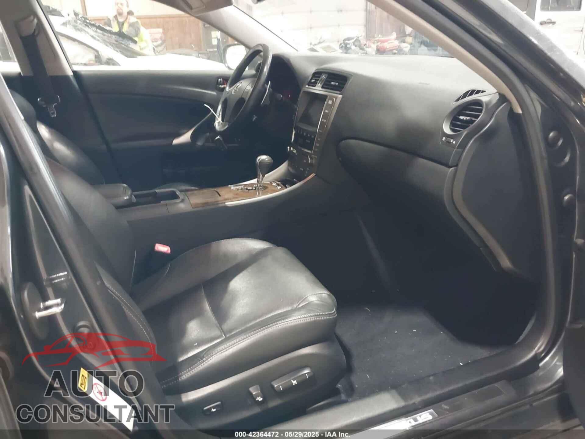 LEXUS IS 2010 - JTHCF5C28A5041775
