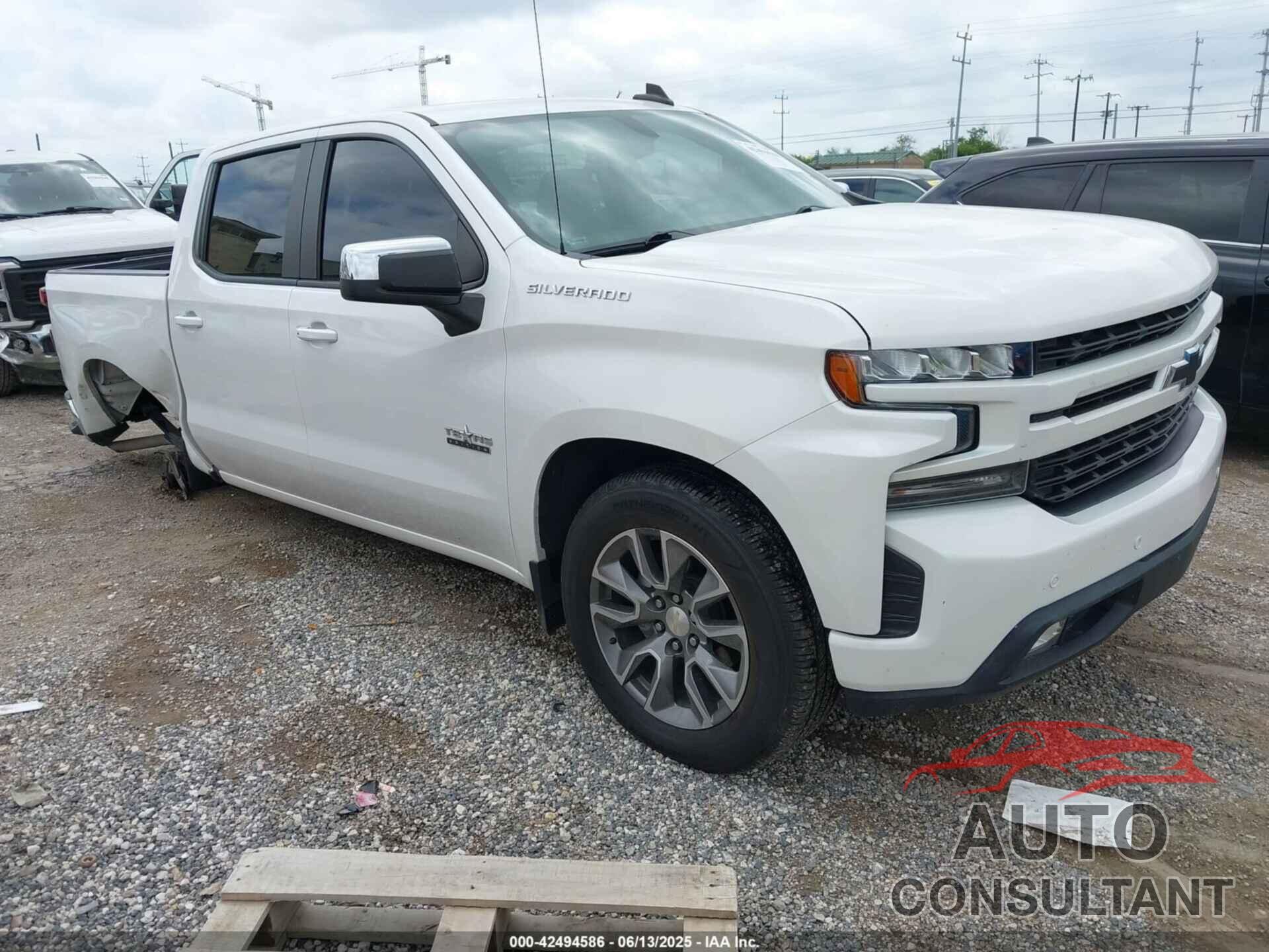 CHEVROLET SILVERADO 1500 2020 - 1GCPWCED1LZ282269