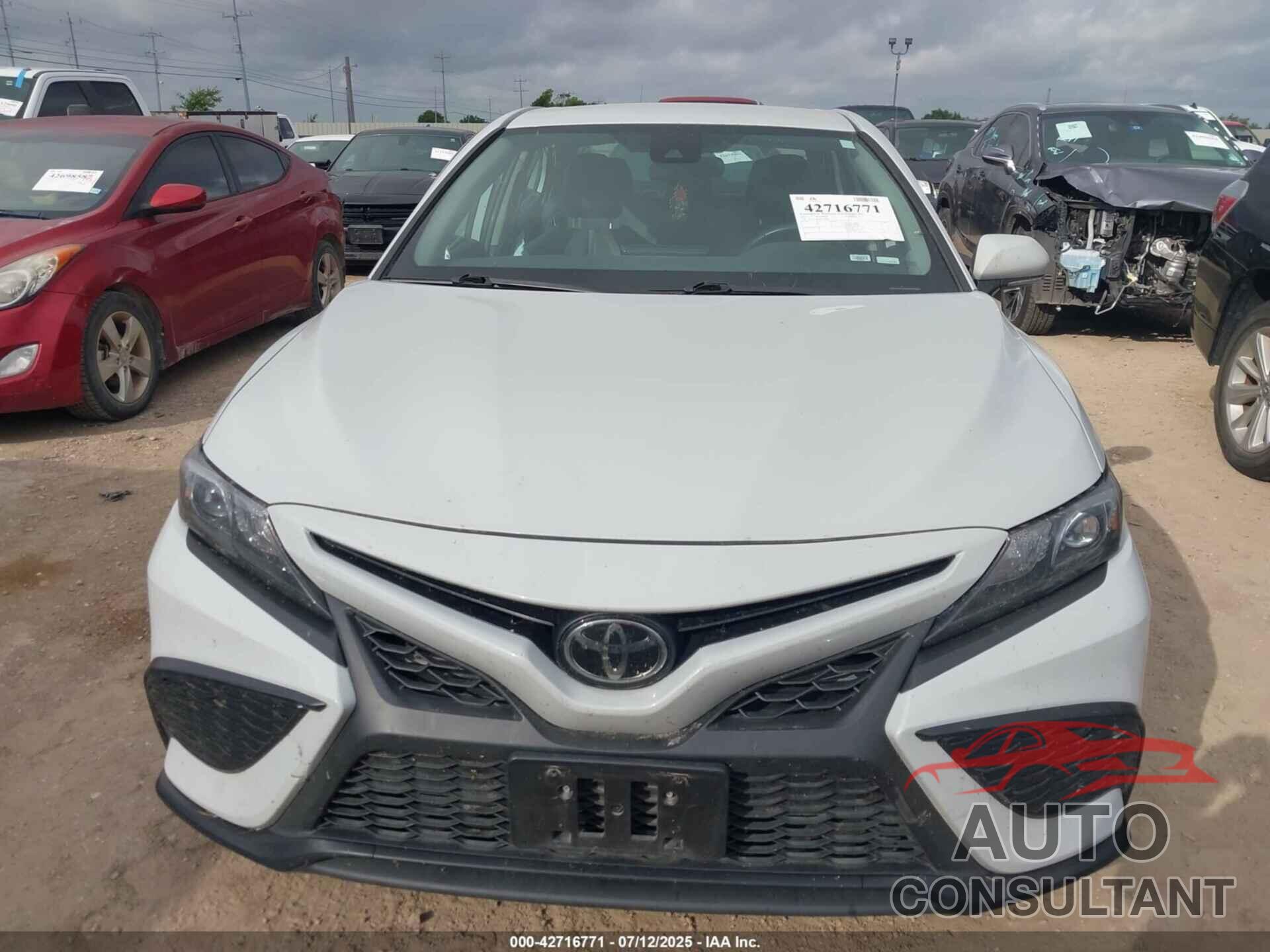 TOYOTA CAMRY 2023 - 4T1G11AKXPU128889