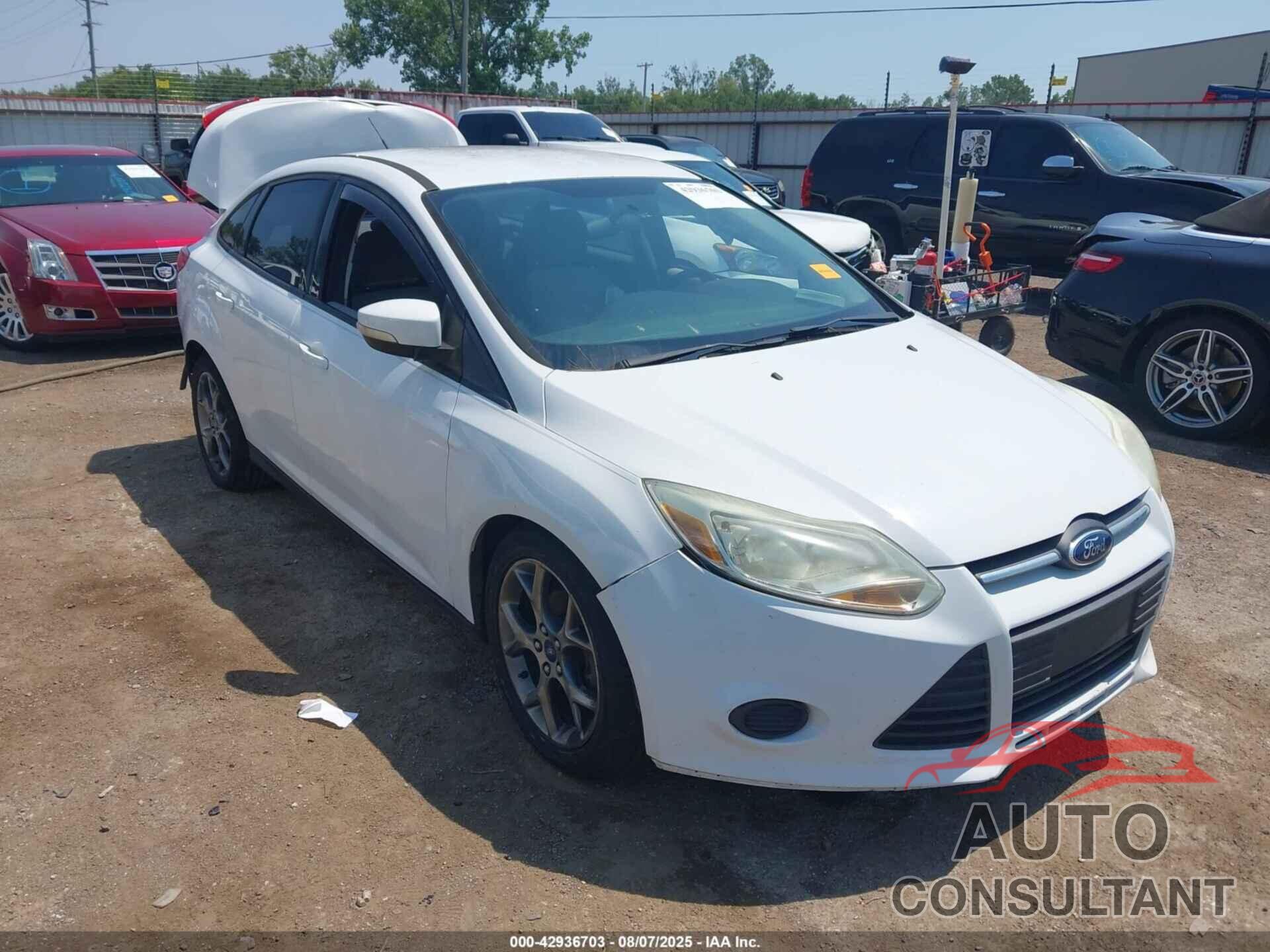 FORD FOCUS 2014 - 1FADP3F22EL163834