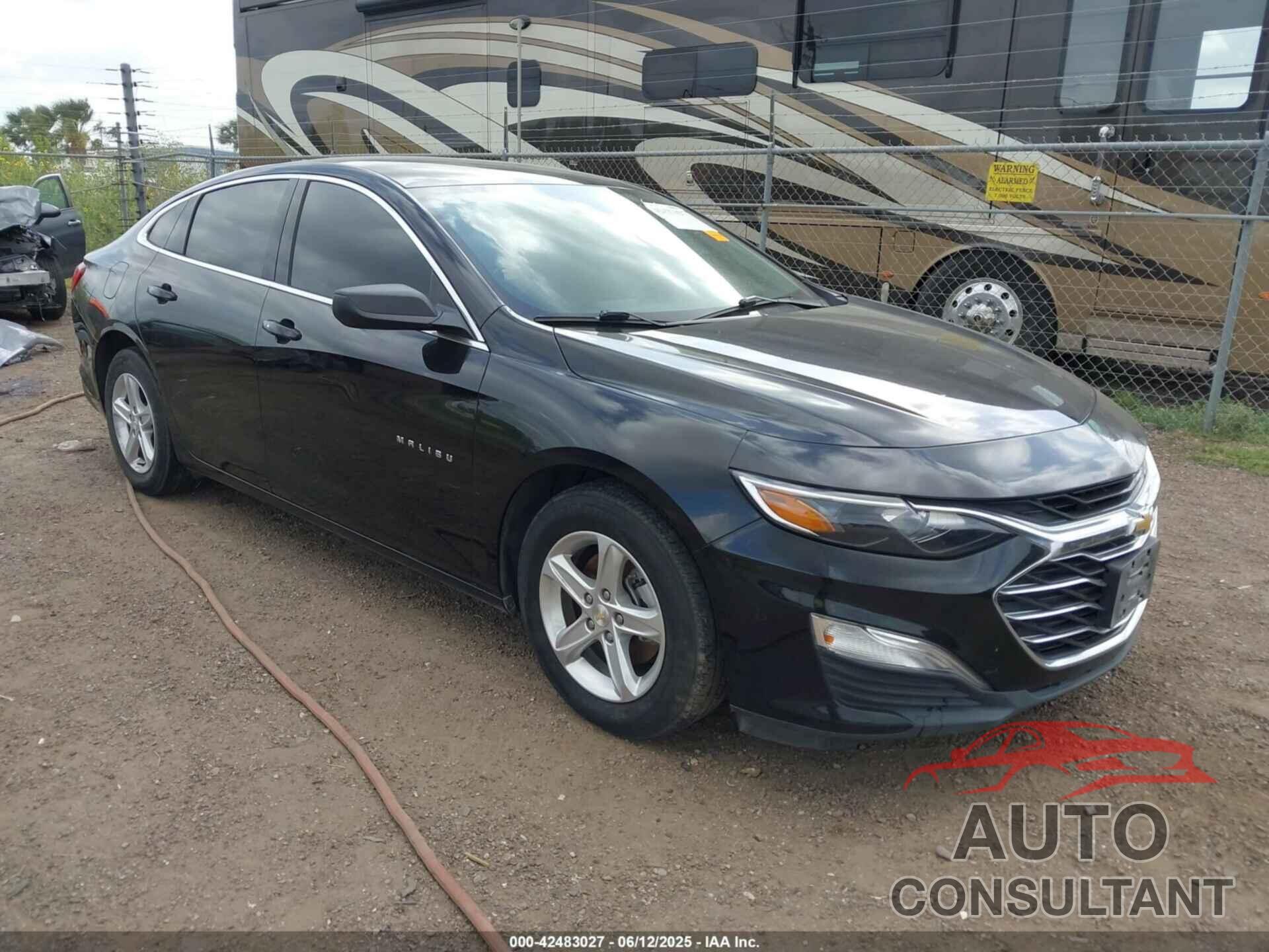 CHEVROLET MALIBU 2023 - 1G1ZB5ST6PF151575