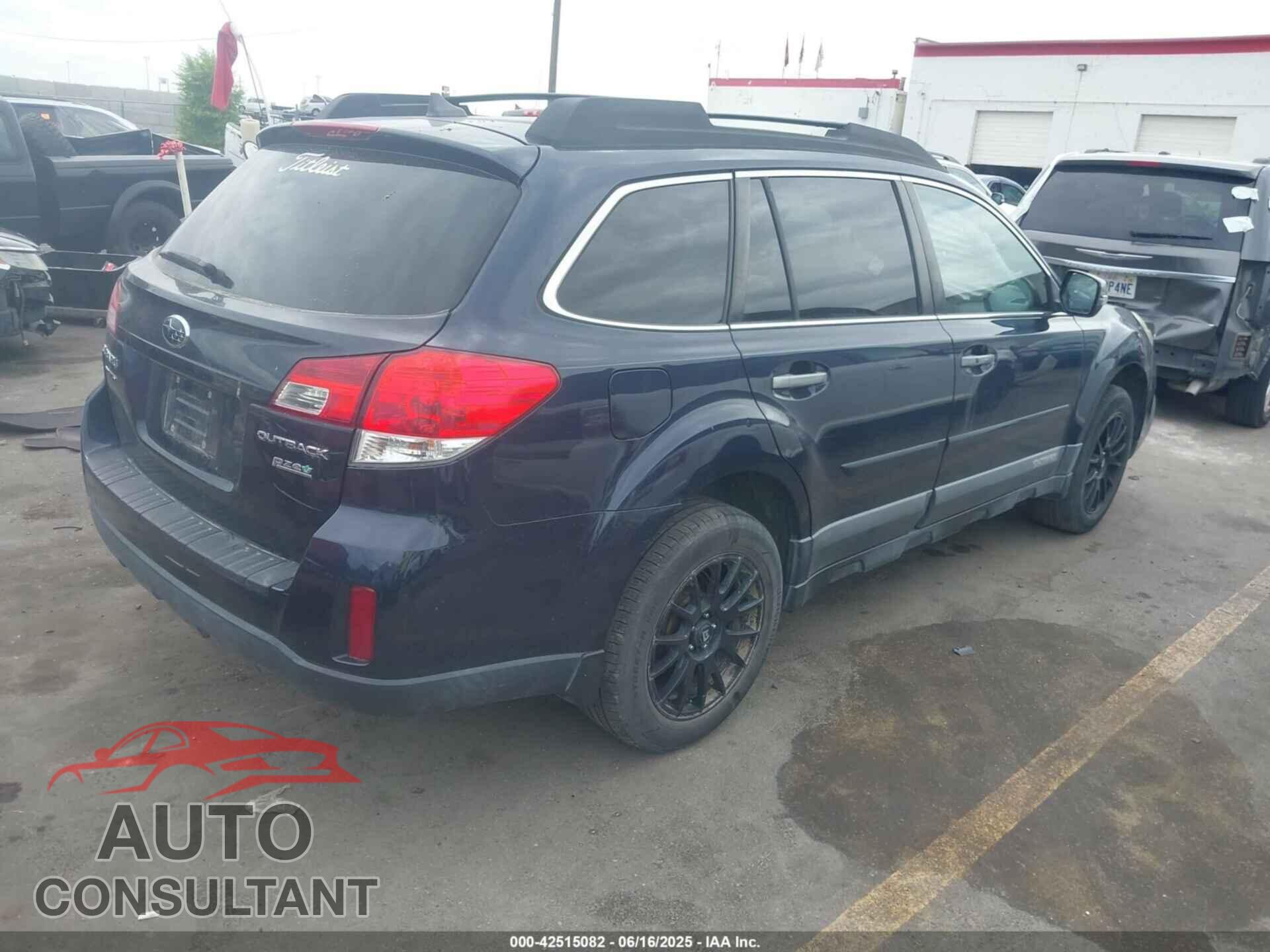SUBARU OUTBACK 2014 - 4S4BRBPC0E3240953