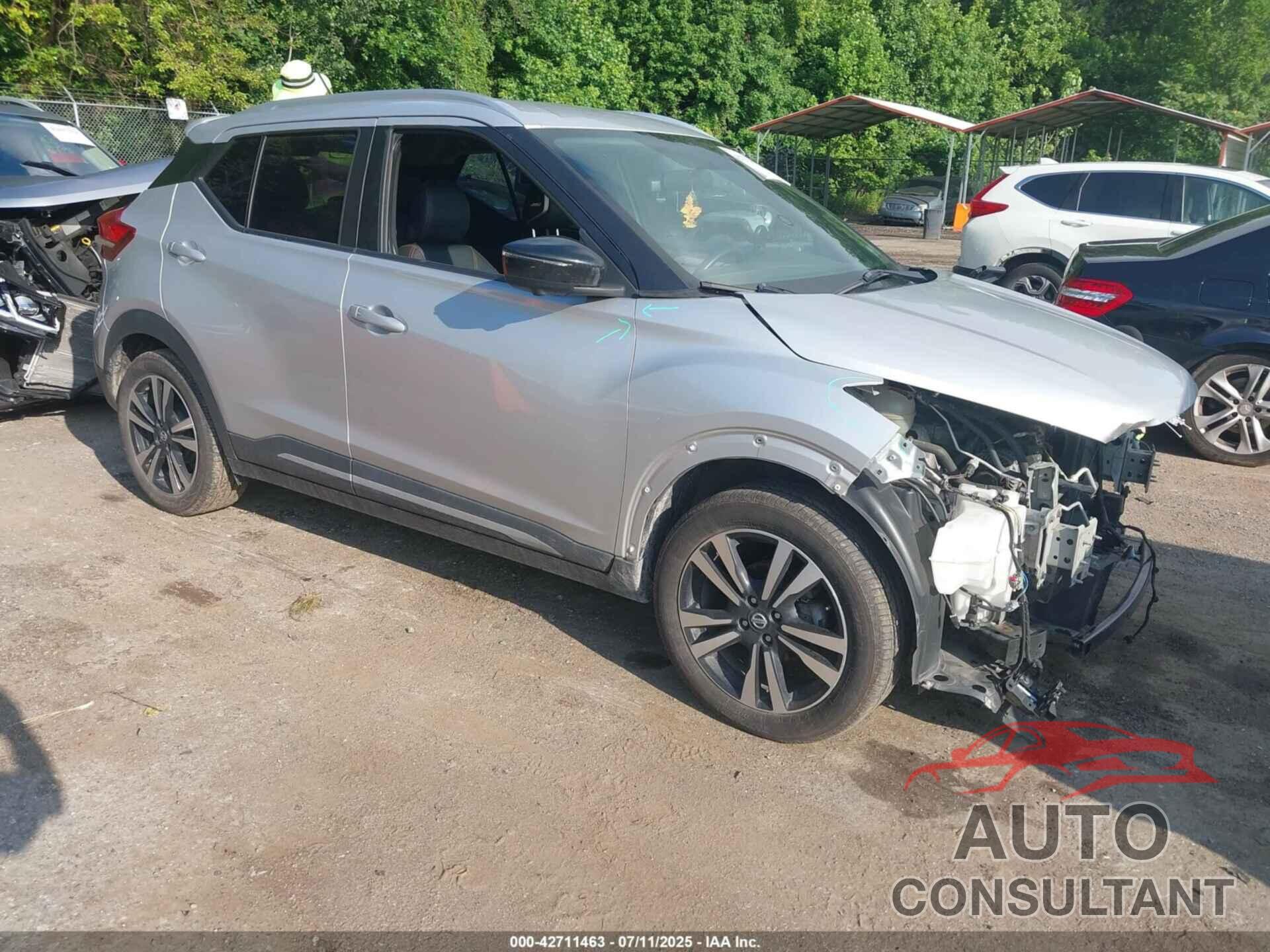 NISSAN KICKS 2019 - 3N1CP5CU1KL557335