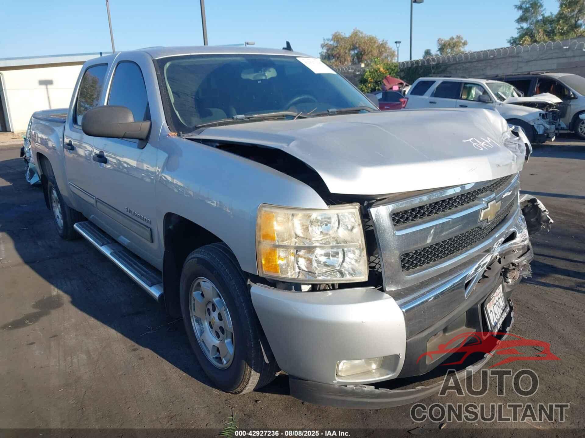 CHEVROLET SILVERADO 1500 2011 - 3GCPCSE02BG351792