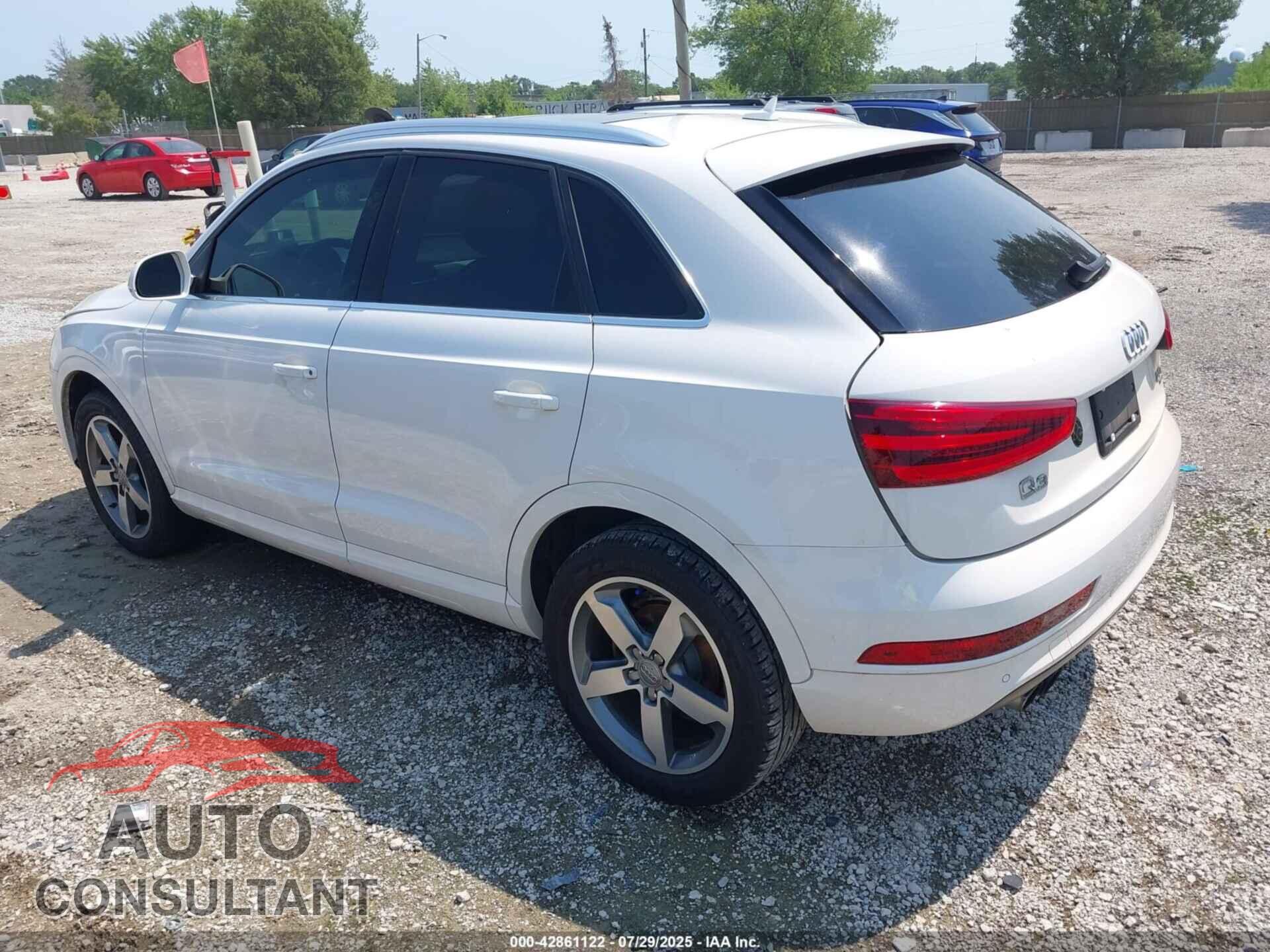 AUDI Q3 2015 - WA1GFCFSXFR004918