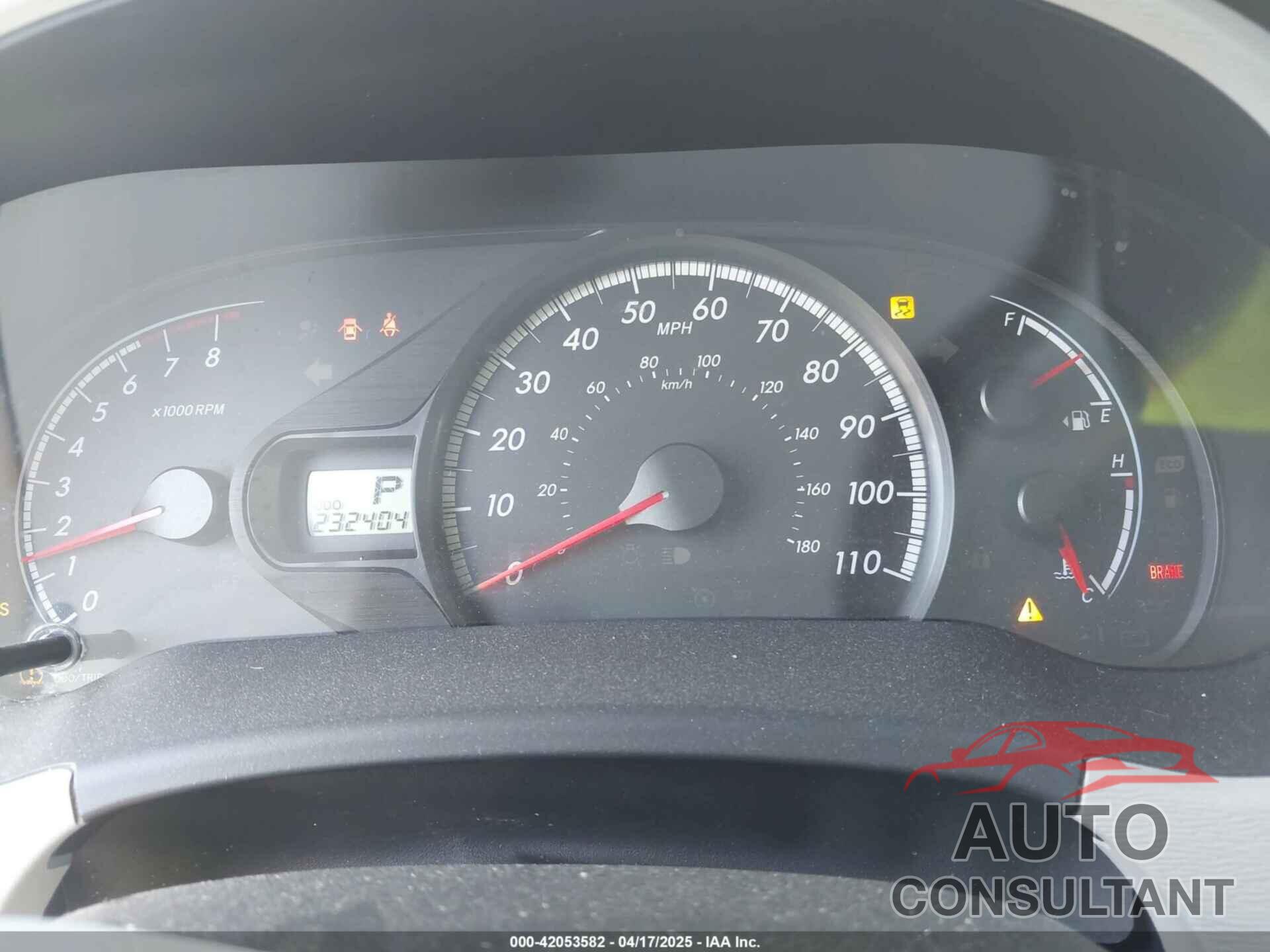 TOYOTA SIENNA 2011 - 5TDKK3DC3BS112980
