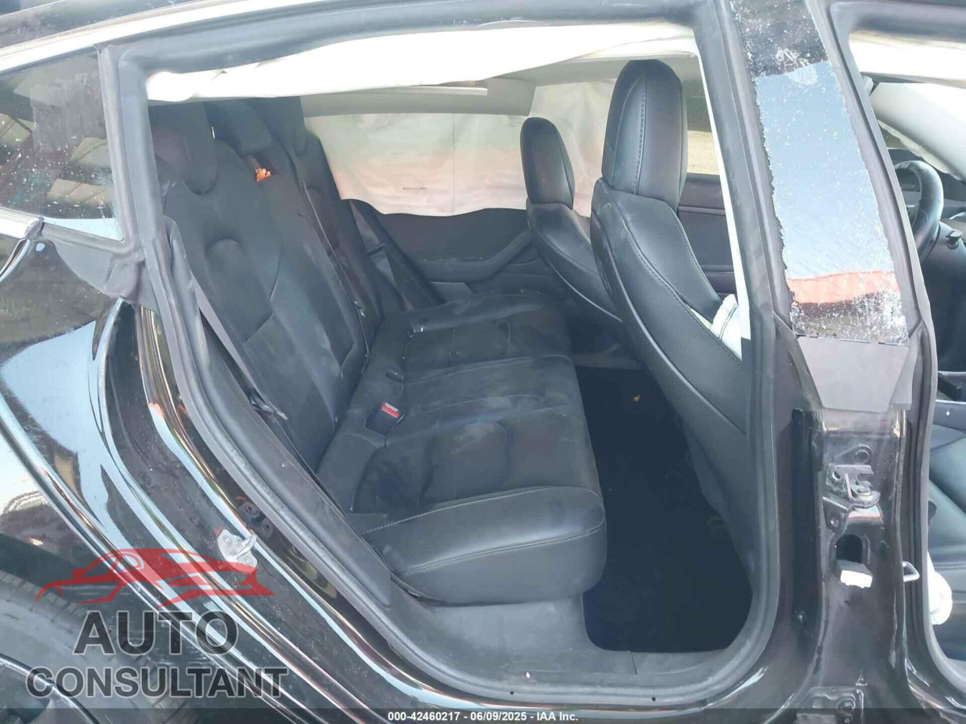 TESLA MODEL 3 2020 - 5YJ3E1EA2LF609232
