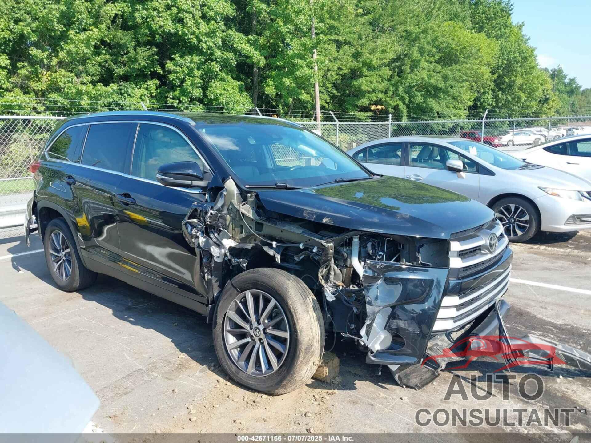 TOYOTA HIGHLANDER 2019 - 5TDKZRFH1KS338068