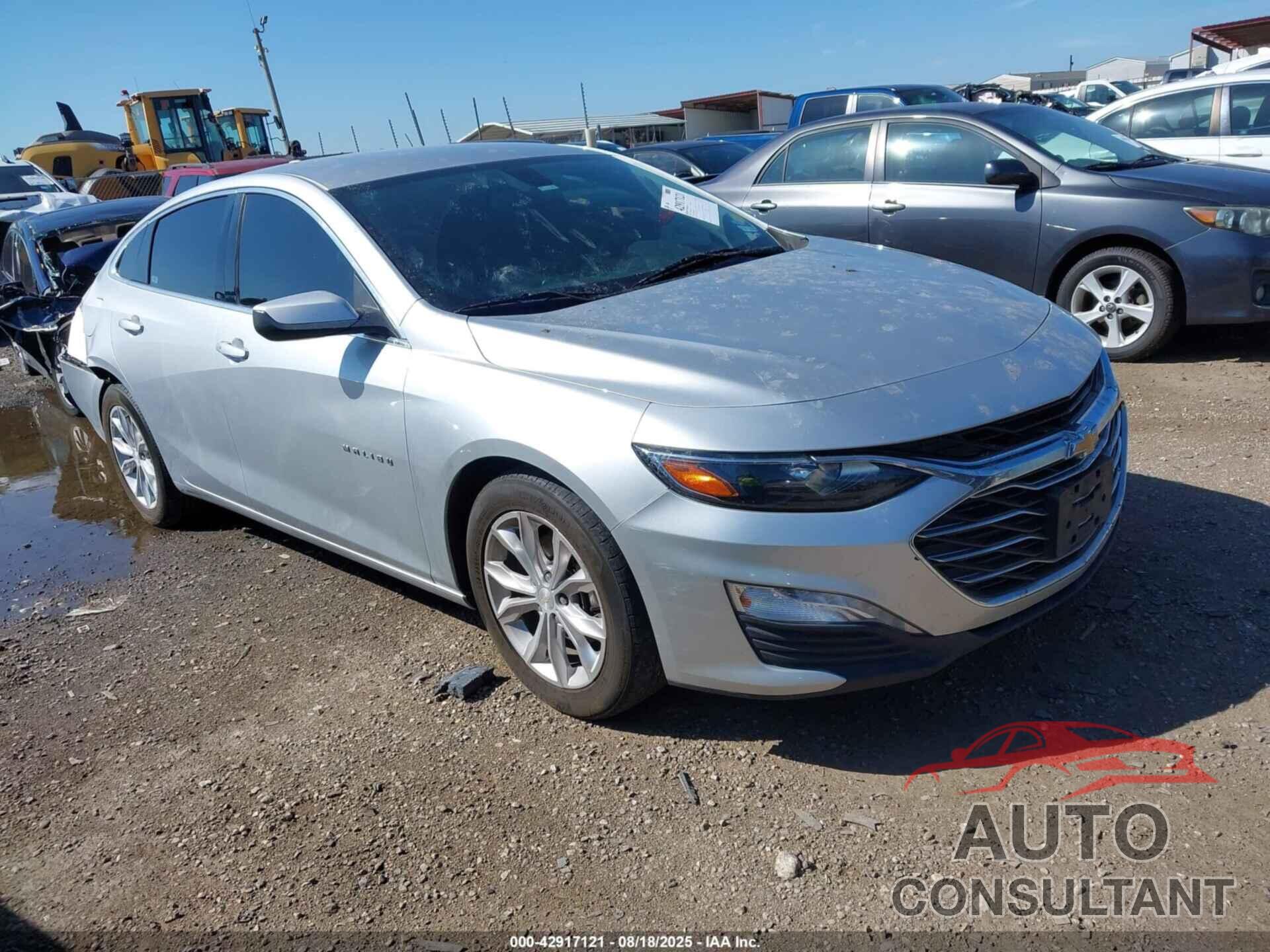 CHEVROLET MALIBU 2020 - 1G1ZD5STXLF009041
