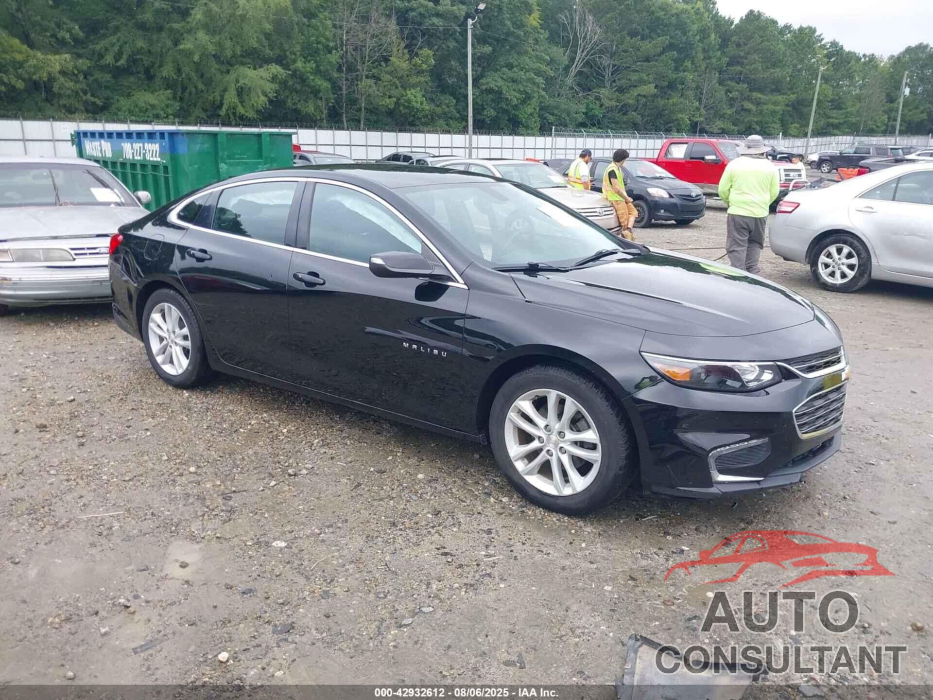 CHEVROLET MALIBU 2018 - 1G1ZD5ST8JF213947