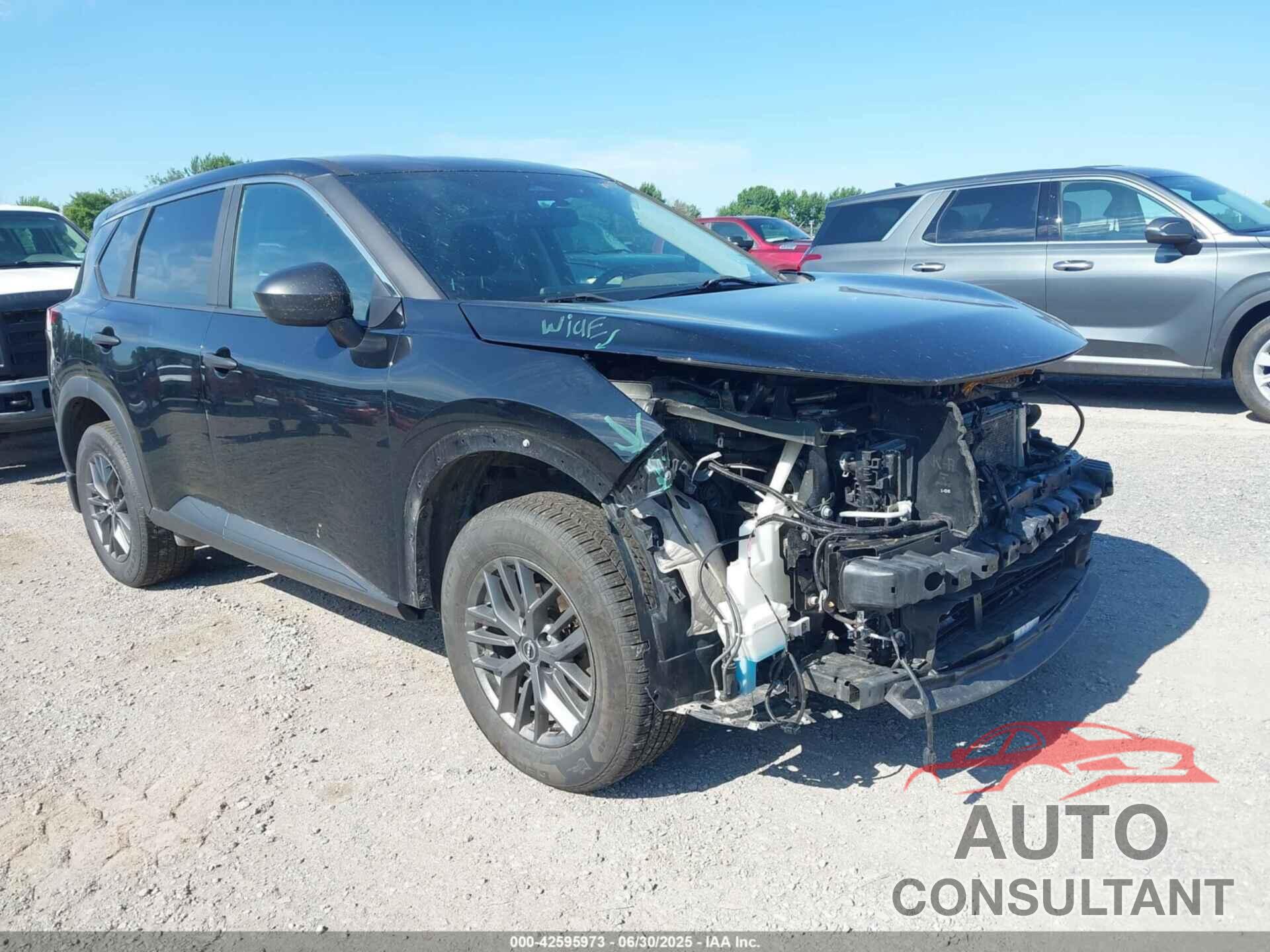 NISSAN ROGUE 2023 - 5N1BT3AB5PC782026