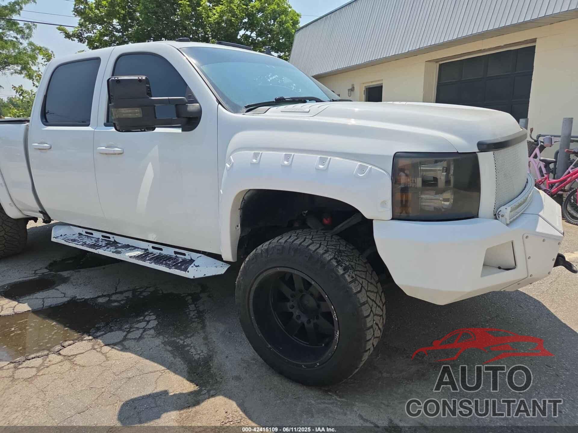 CHEVROLET SILVERADO 2500HD 2011 - 1GC1KXCG6BF222090