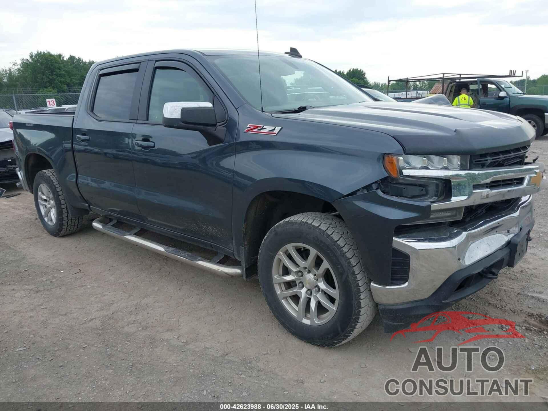 CHEVROLET SILVERADO 1500 2019 - 1GCUYDED8KZ152605