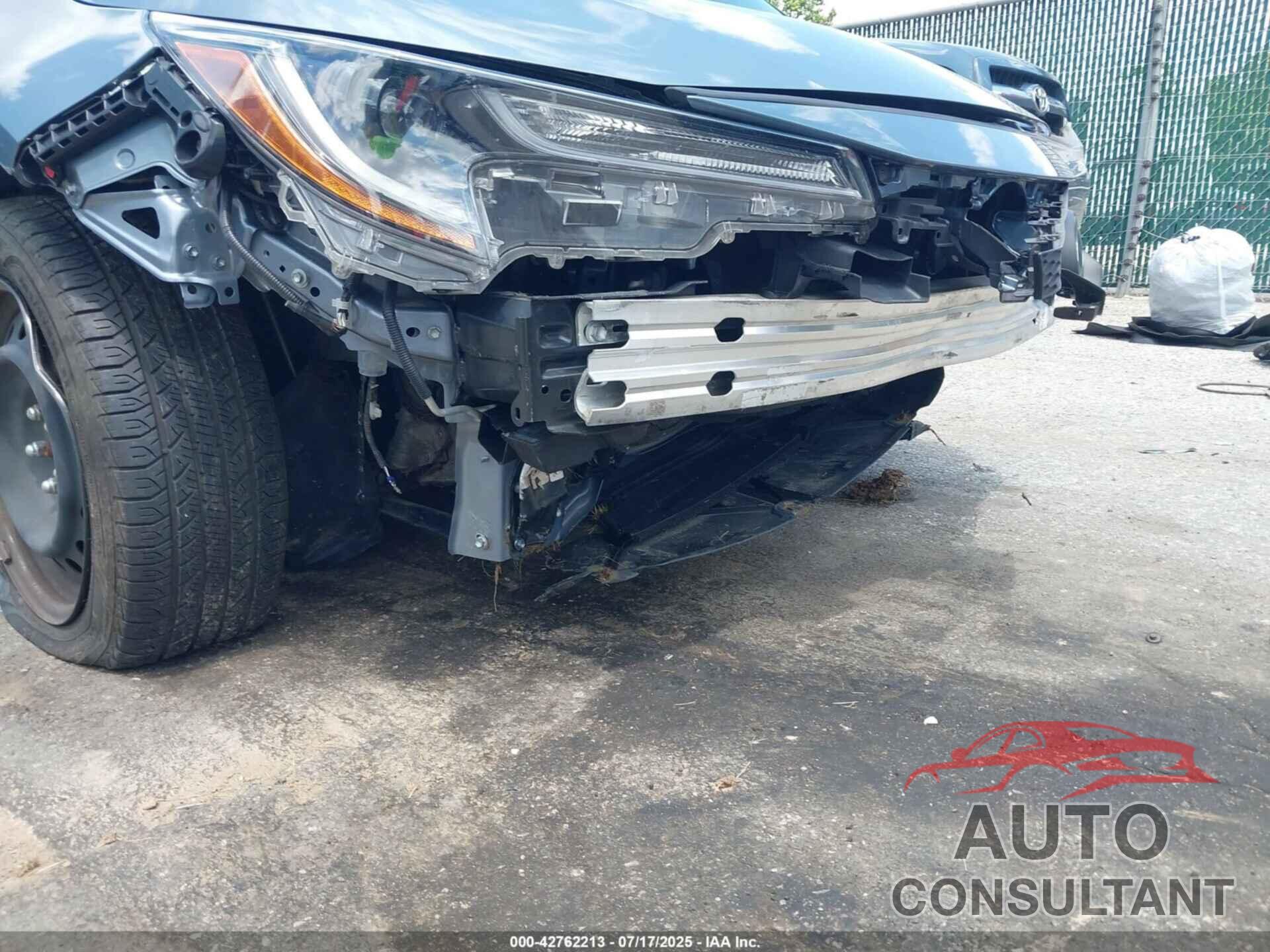 TOYOTA COROLLA 2022 - JTDEPMAE2NJ191926