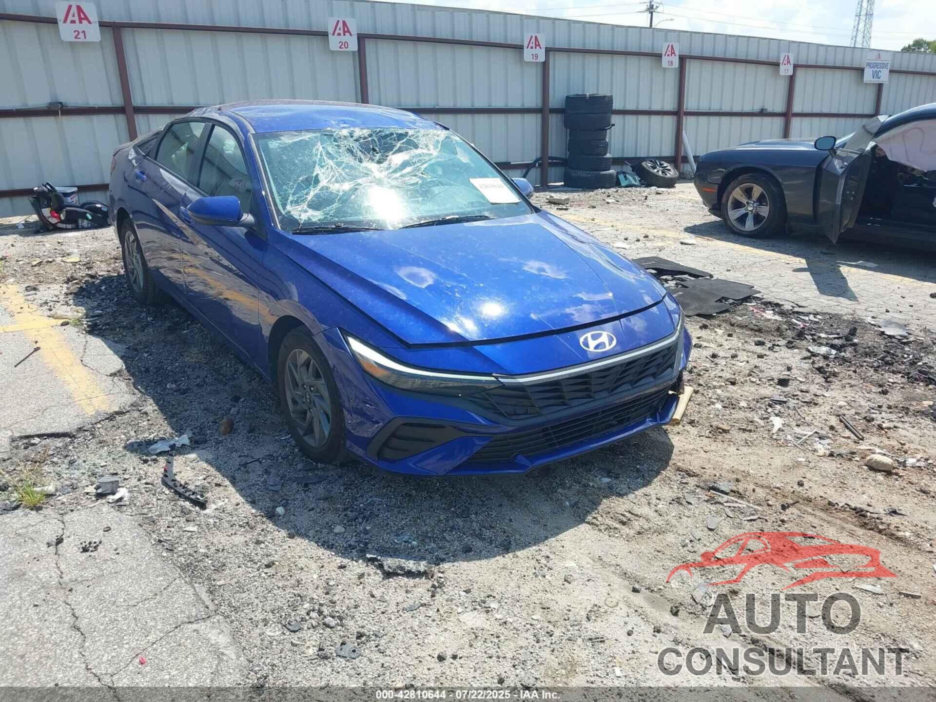 HYUNDAI ELANTRA 2024 - KMHLM4DG8RU685978
