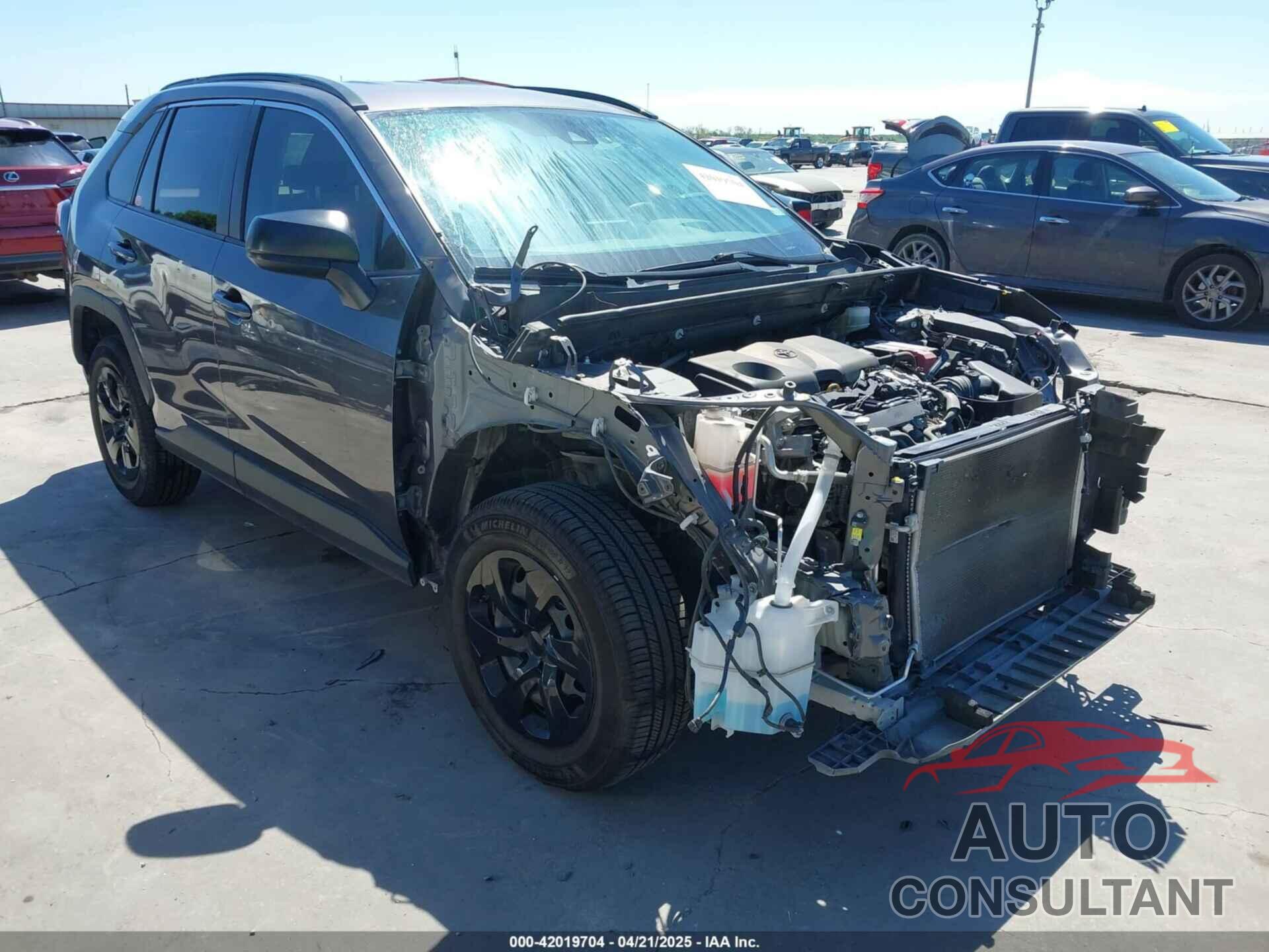 TOYOTA RAV4 2019 - JTMH1RFV3KJ008405