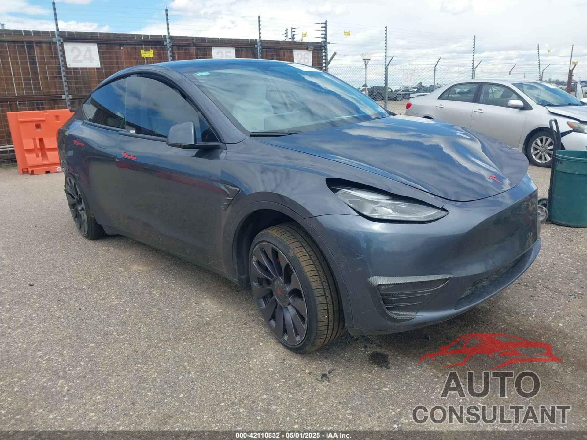 TESLA MODEL Y 2022 - 7SAYGDEF7NF405769